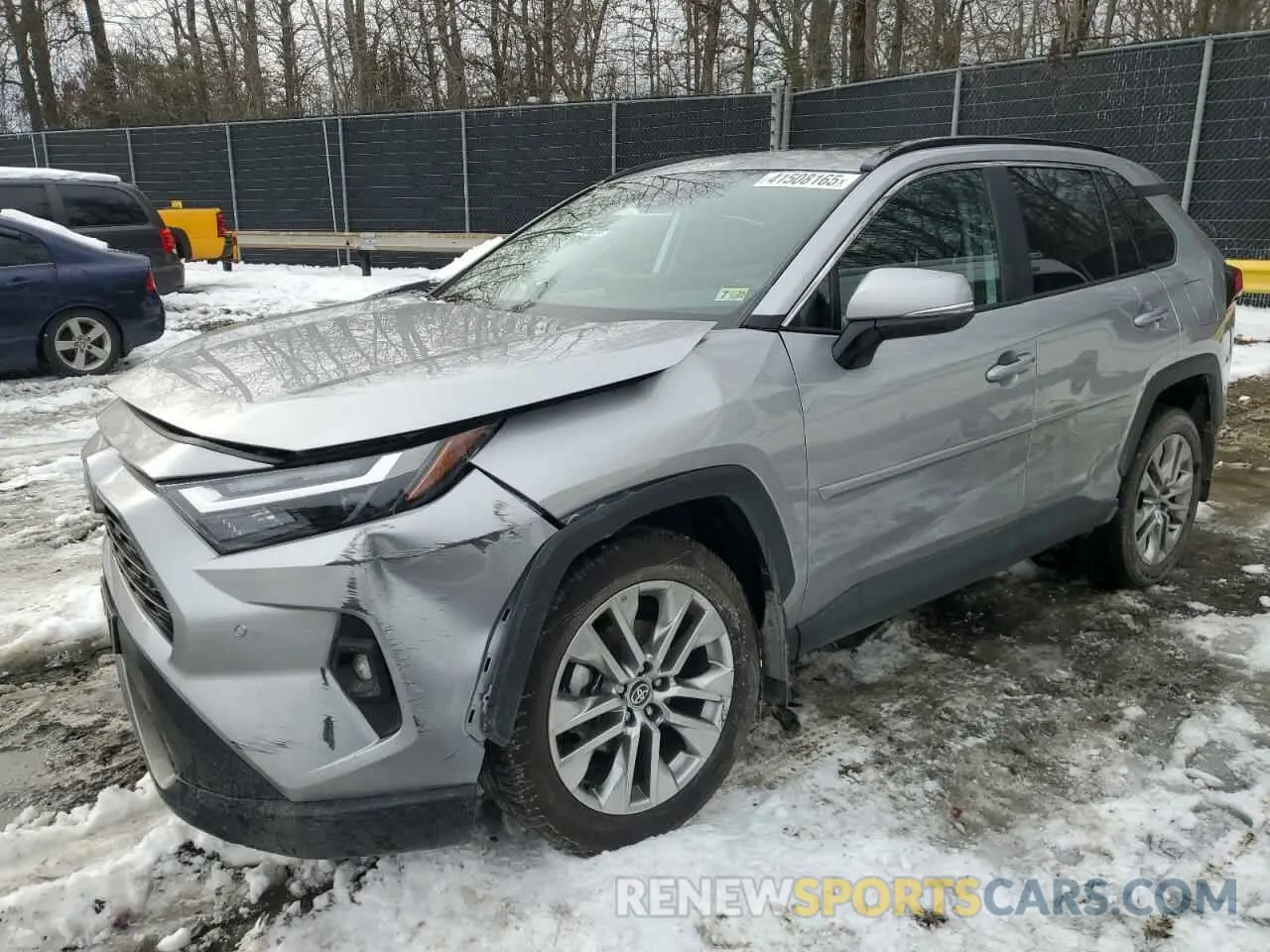 1 Фотография поврежденного автомобиля 2T3A1RFVXRC458826 TOYOTA RAV4 2024