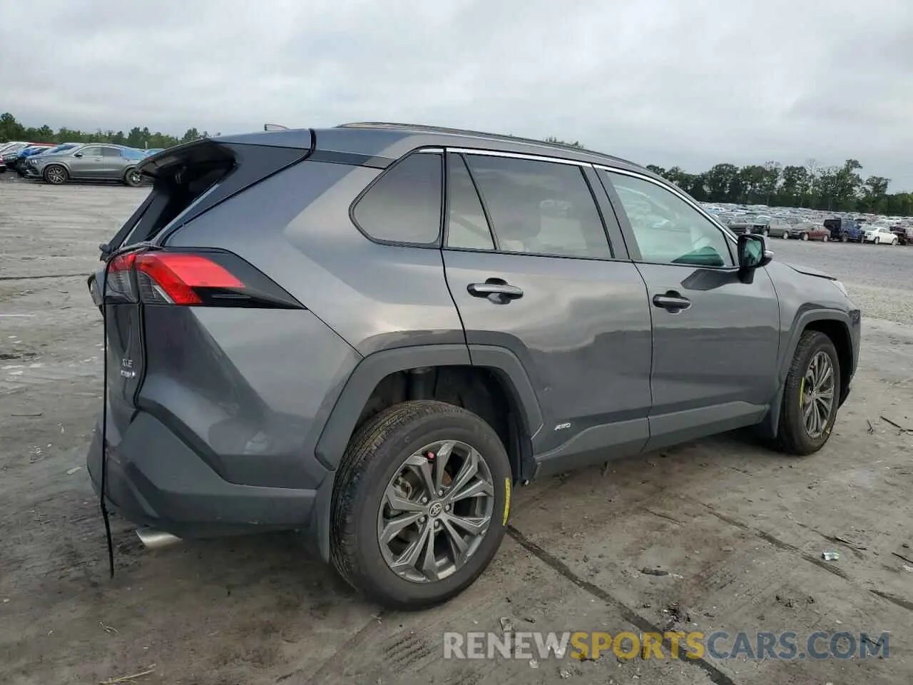 3 Фотография поврежденного автомобиля 2T3B6RFV0RW048301 TOYOTA RAV4 2024