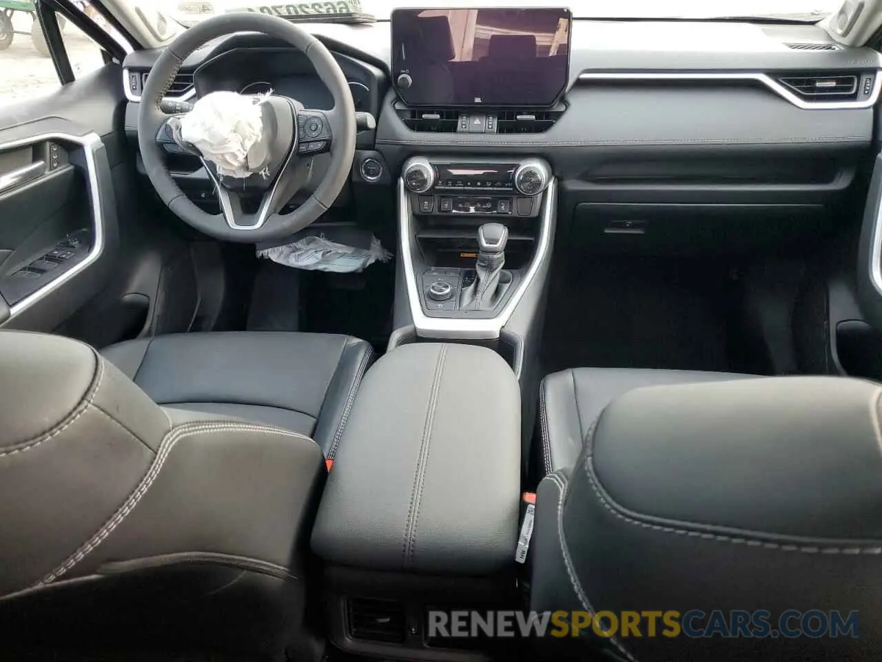 8 Фотография поврежденного автомобиля 2T3B6RFV0RW048301 TOYOTA RAV4 2024