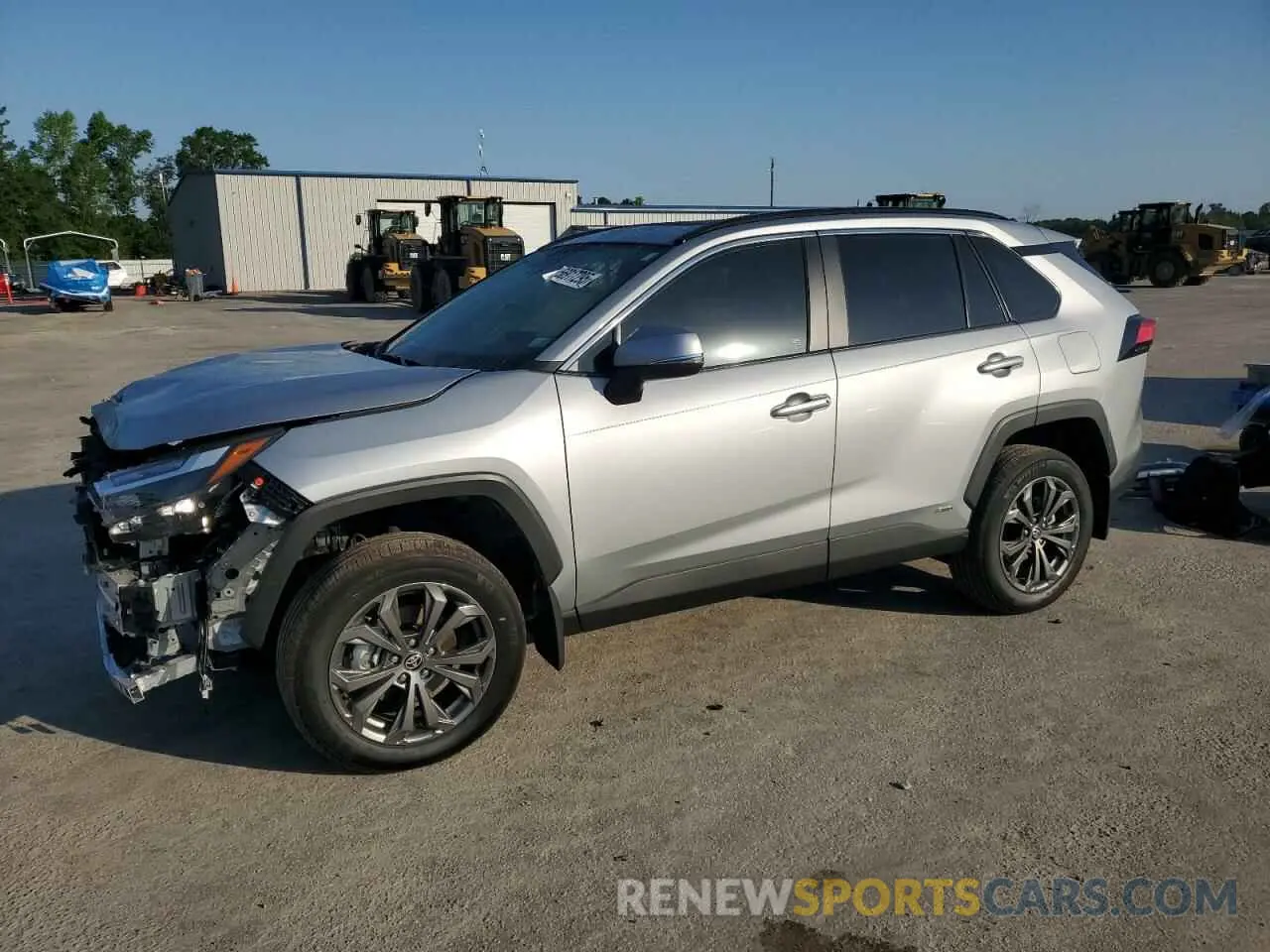 1 Photograph of a damaged car 2T3B6RFV0RW074218 TOYOTA RAV4 2024