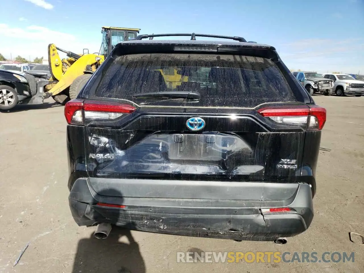 6 Photograph of a damaged car 2T3B6RFV3RW050883 TOYOTA RAV4 2024
