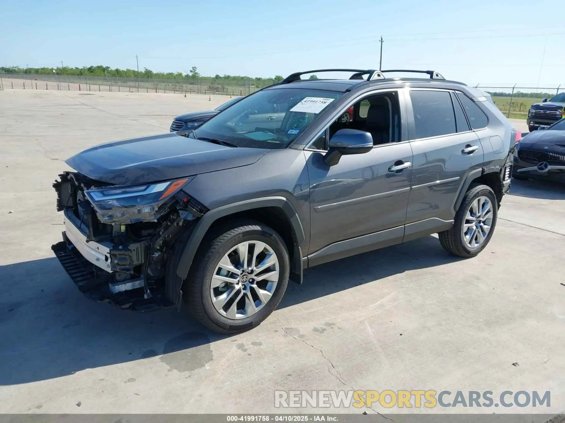 2 Photograph of a damaged car 2T3C1RFV0RW342137 TOYOTA RAV4 2024