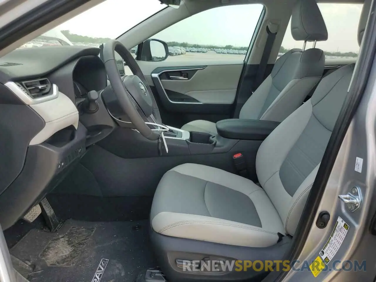 7 Фотография поврежденного автомобиля 2T3C1RFV2RW363099 TOYOTA RAV4 2024