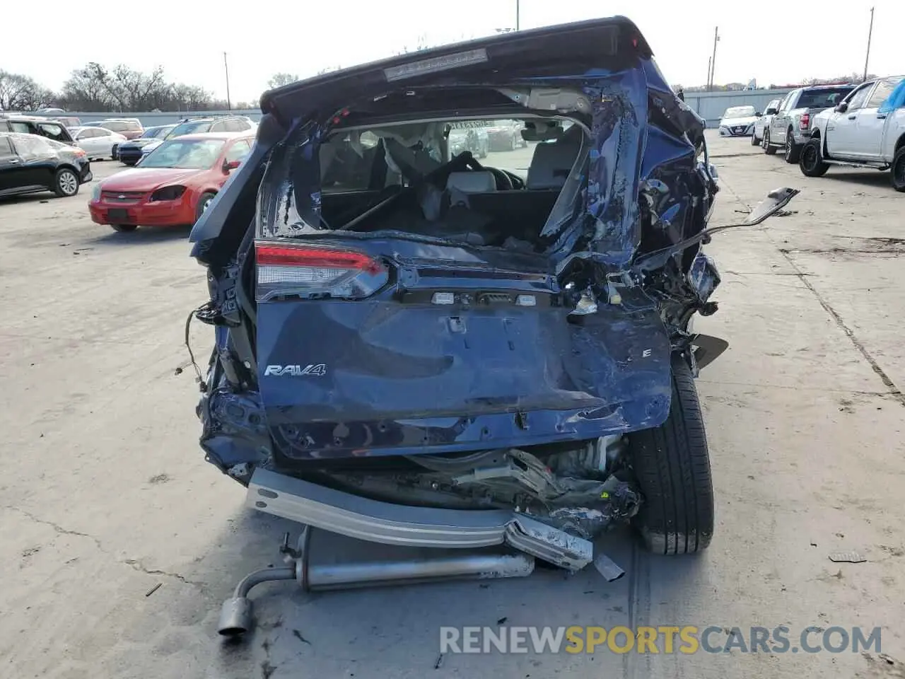 6 Photograph of a damaged car 2T3C1RFV4RW313580 TOYOTA RAV4 2024