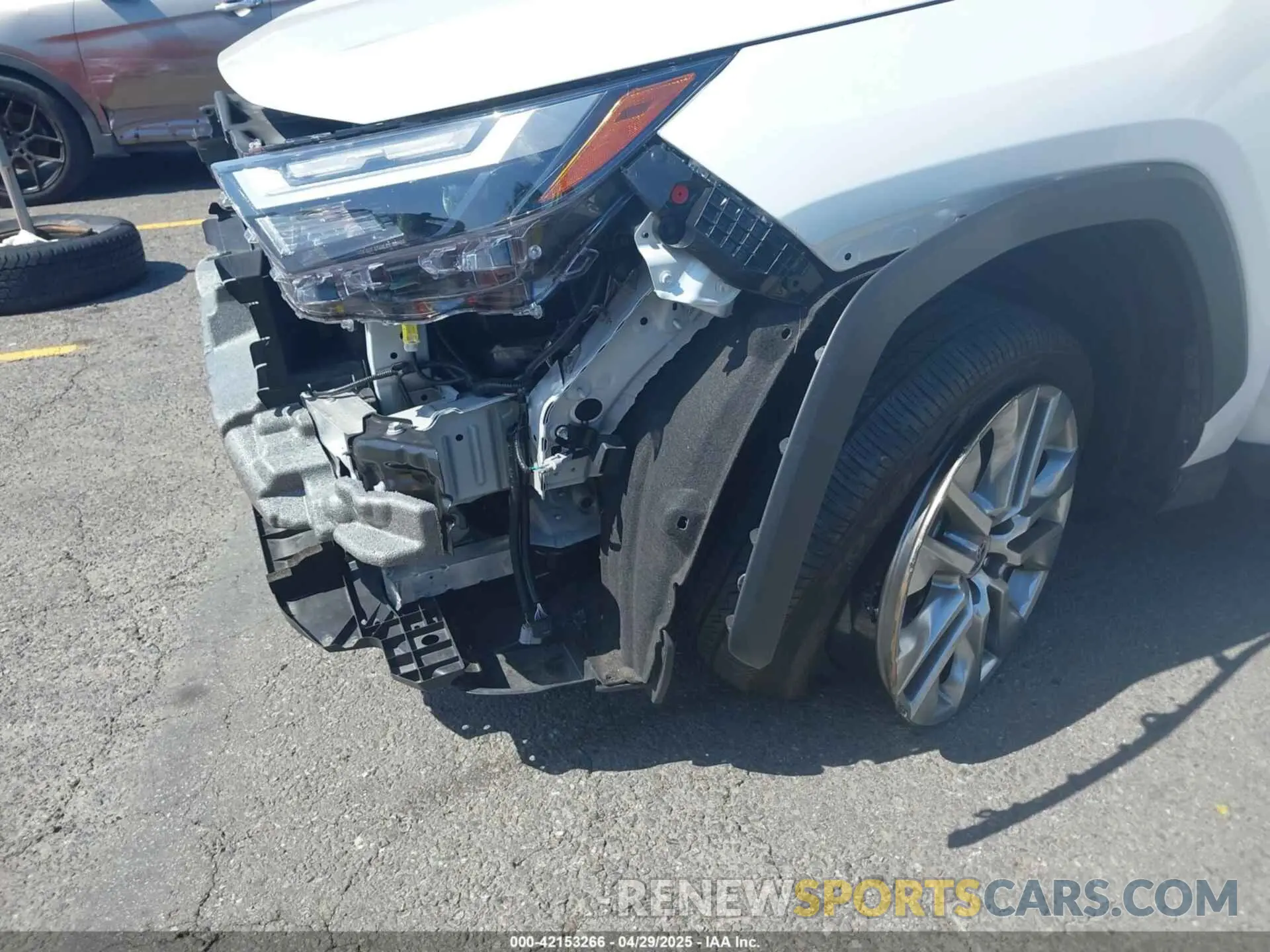 17 Photograph of a damaged car 2T3C1RFV4RW326099 TOYOTA RAV4 2024