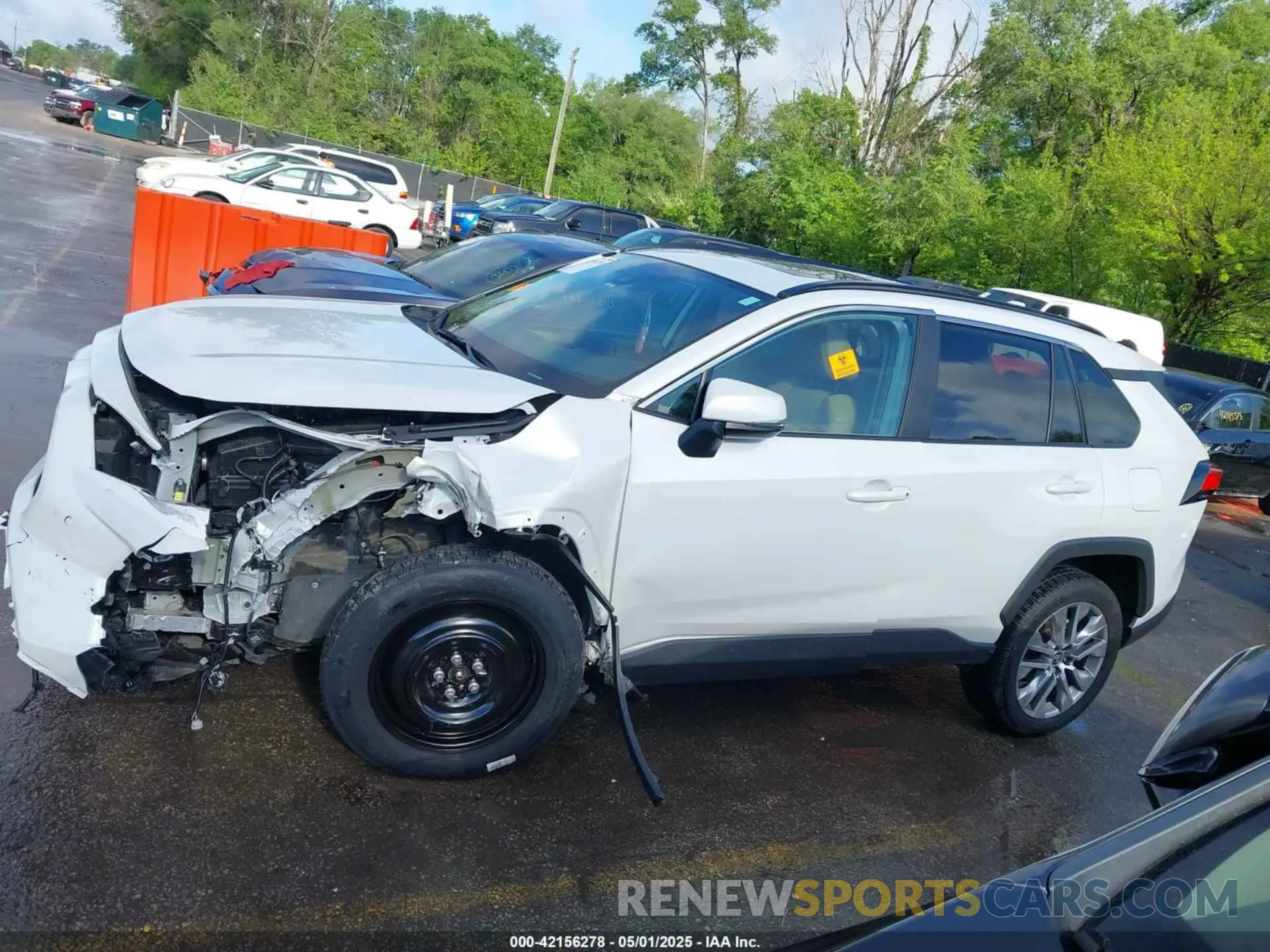 14 Фотография поврежденного автомобиля 2T3C1RFV5RW335409 TOYOTA RAV4 2024