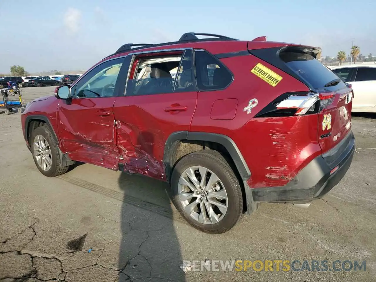 2 Фотография поврежденного автомобиля 2T3C1RFV6RW304573 TOYOTA RAV4 2024