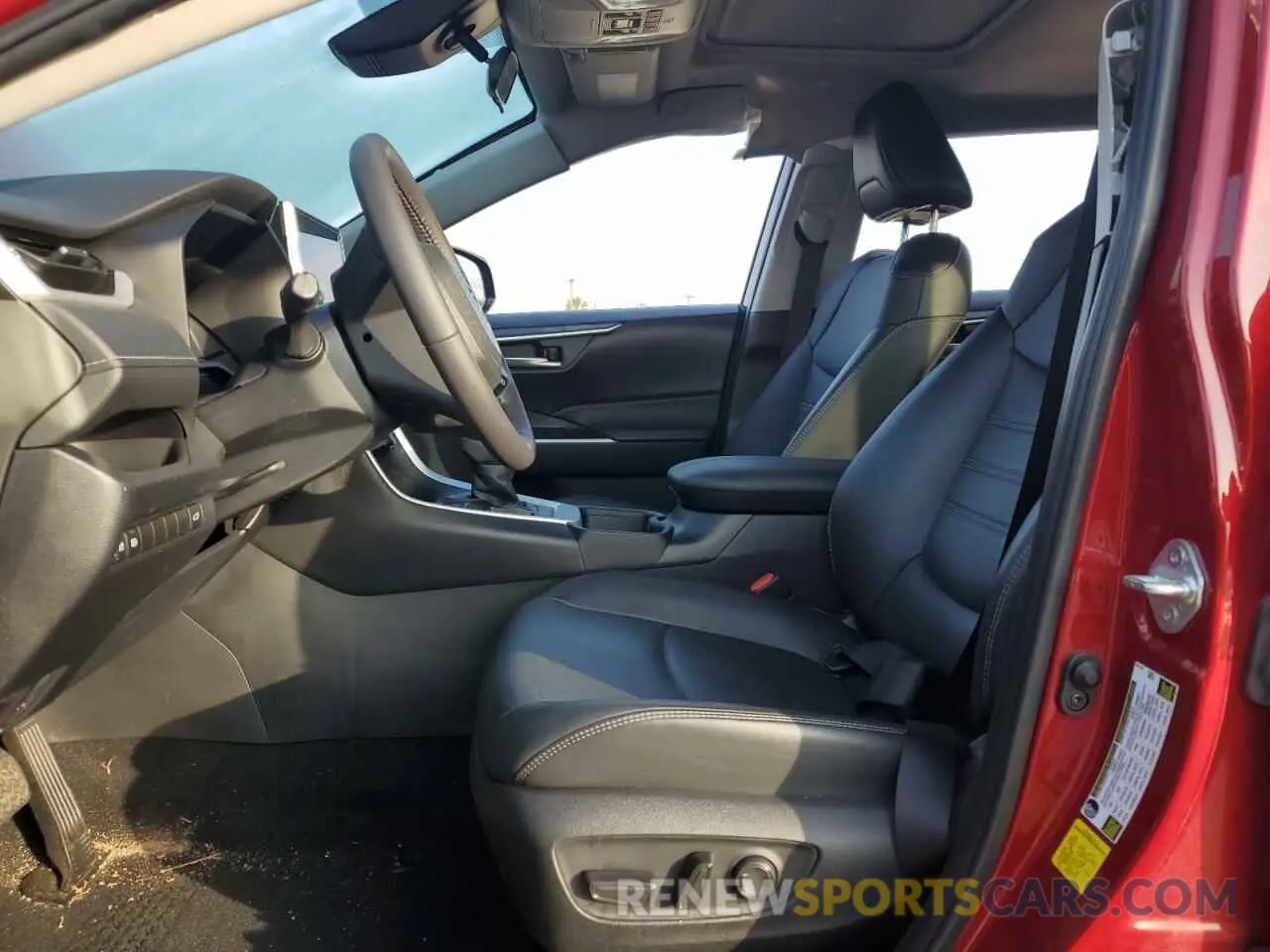 7 Фотография поврежденного автомобиля 2T3C1RFV6RW304573 TOYOTA RAV4 2024