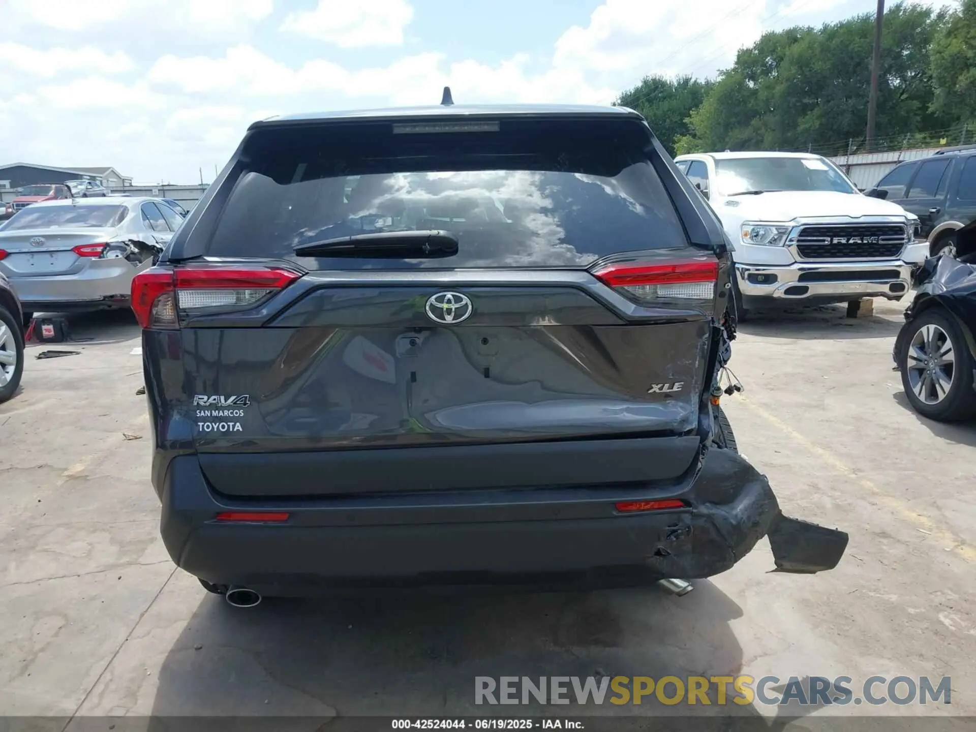 20 Photograph of a damaged car 2T3C1RFV6RW309692 TOYOTA RAV4 2024