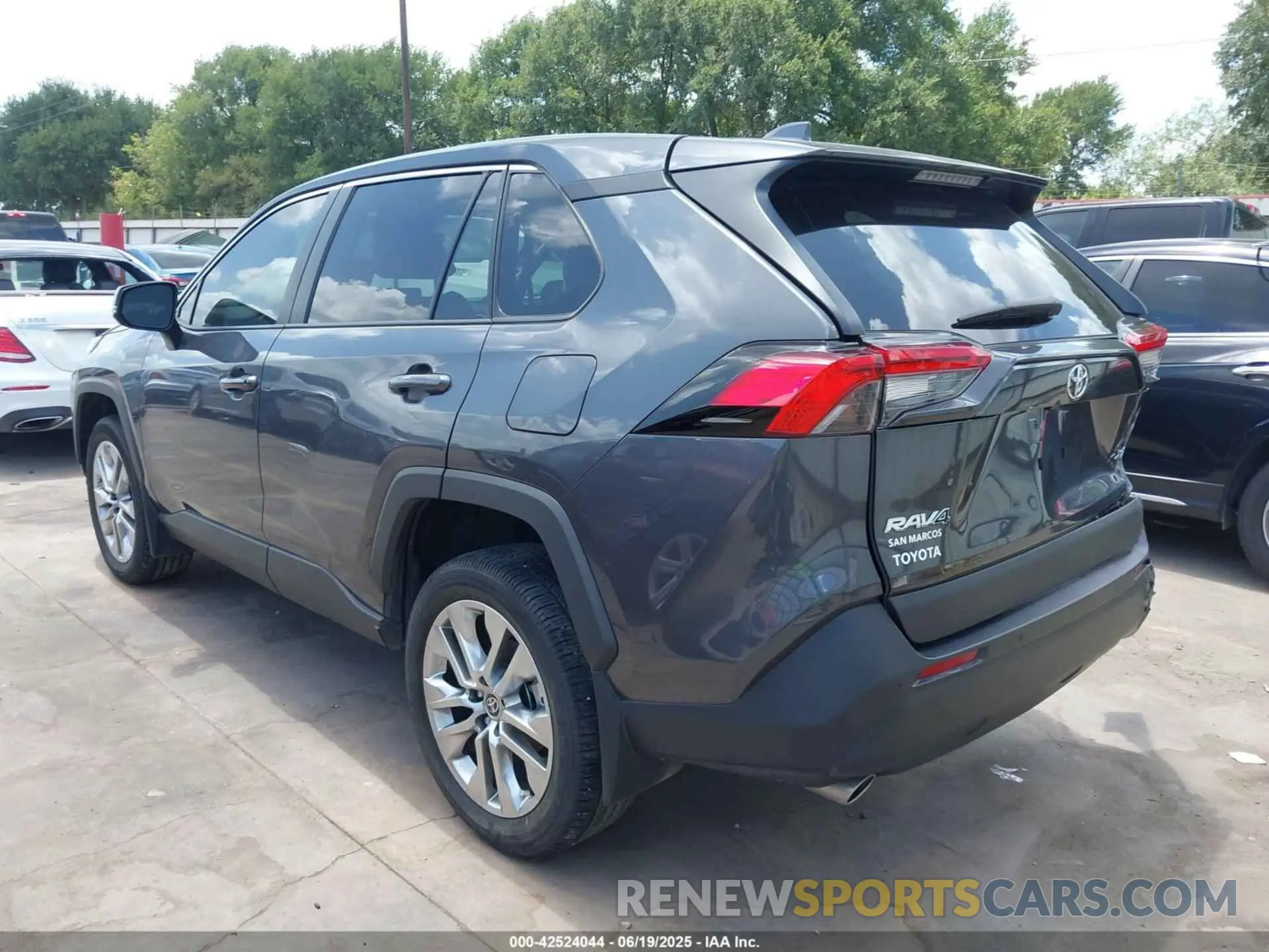 3 Photograph of a damaged car 2T3C1RFV6RW309692 TOYOTA RAV4 2024