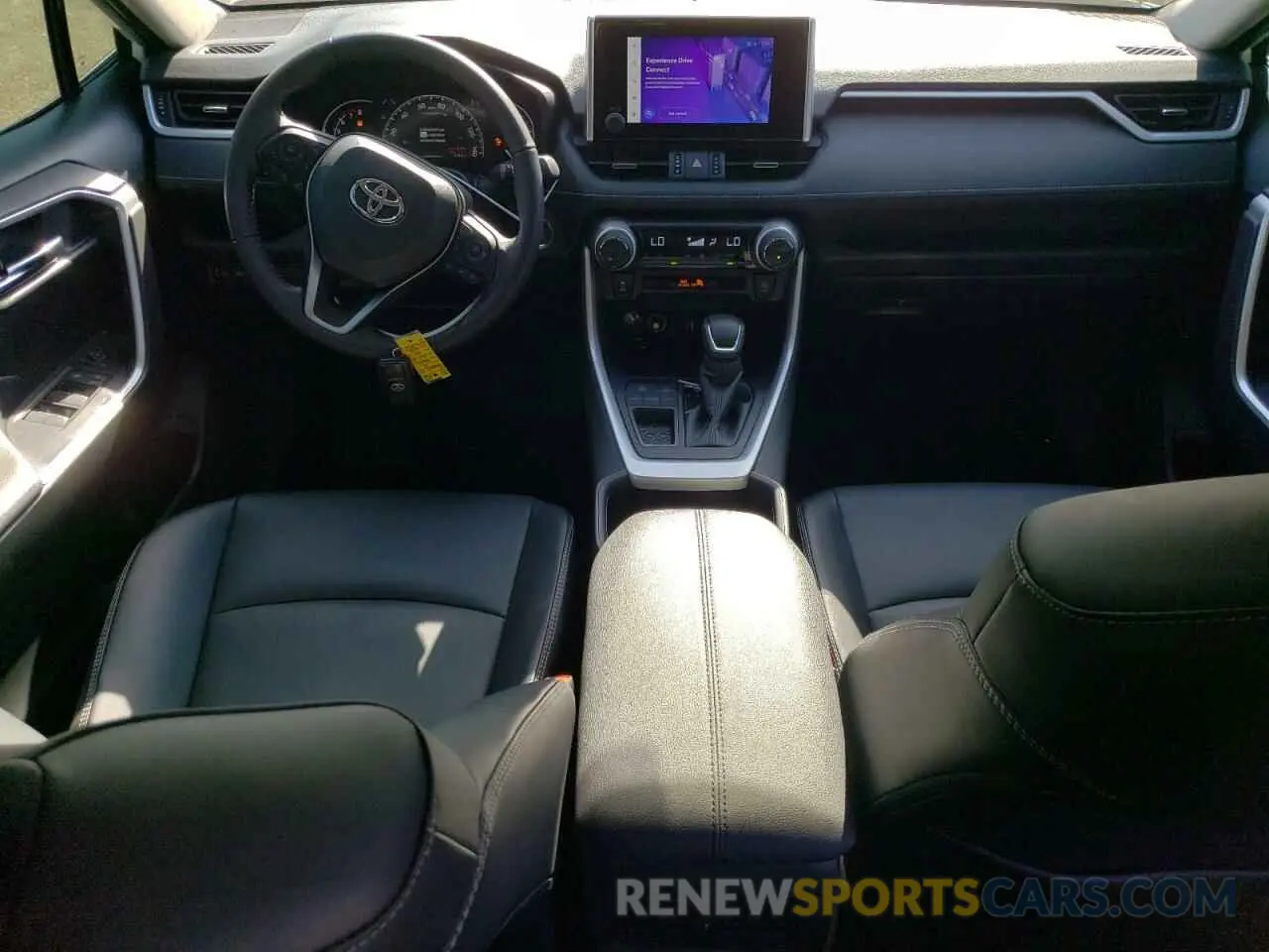 8 Фотография поврежденного автомобиля 2T3C1RFV6RW320787 TOYOTA RAV4 2024