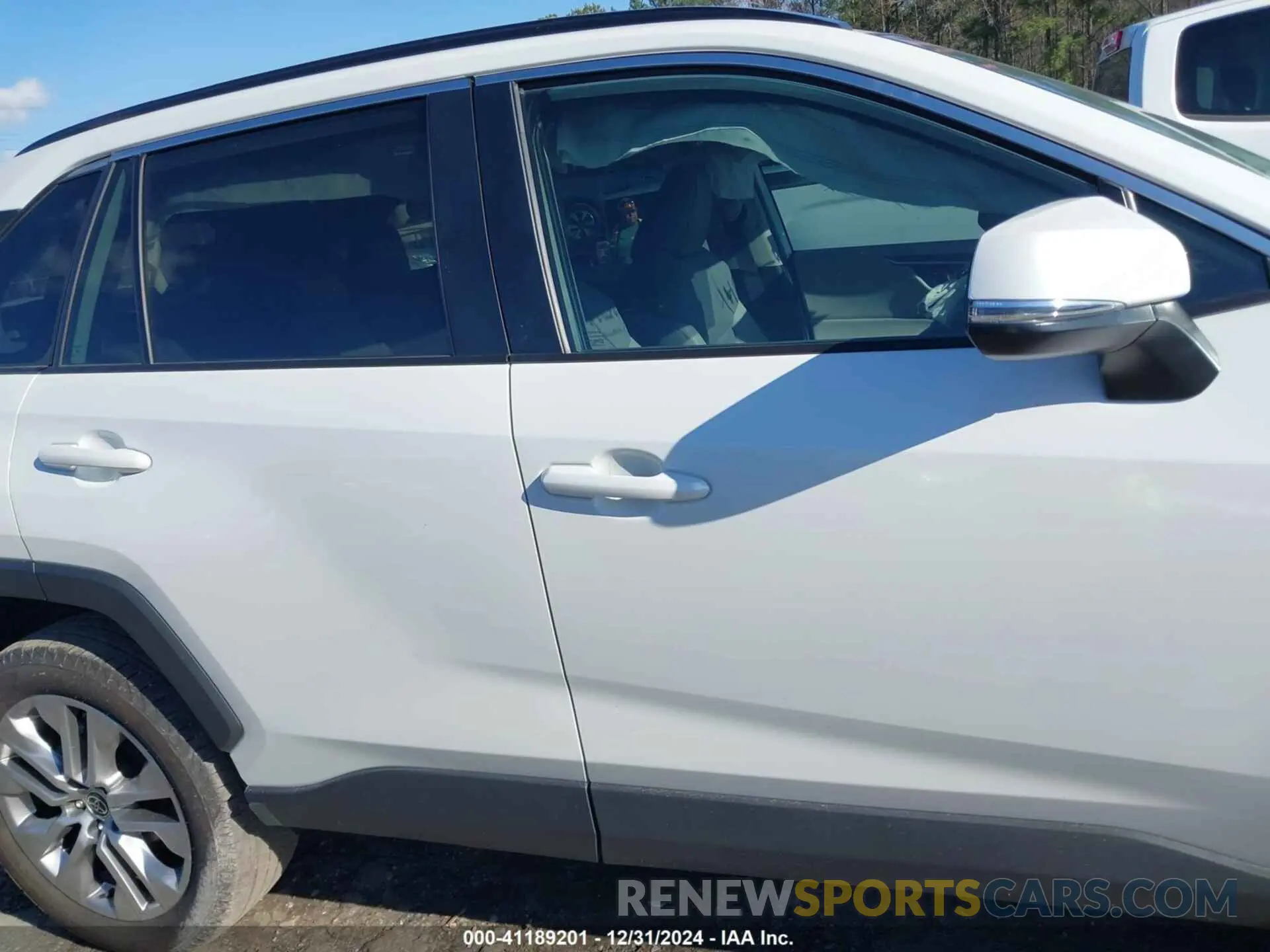 14 Photograph of a damaged car 2T3C1RFV6RW323480 TOYOTA RAV4 2024