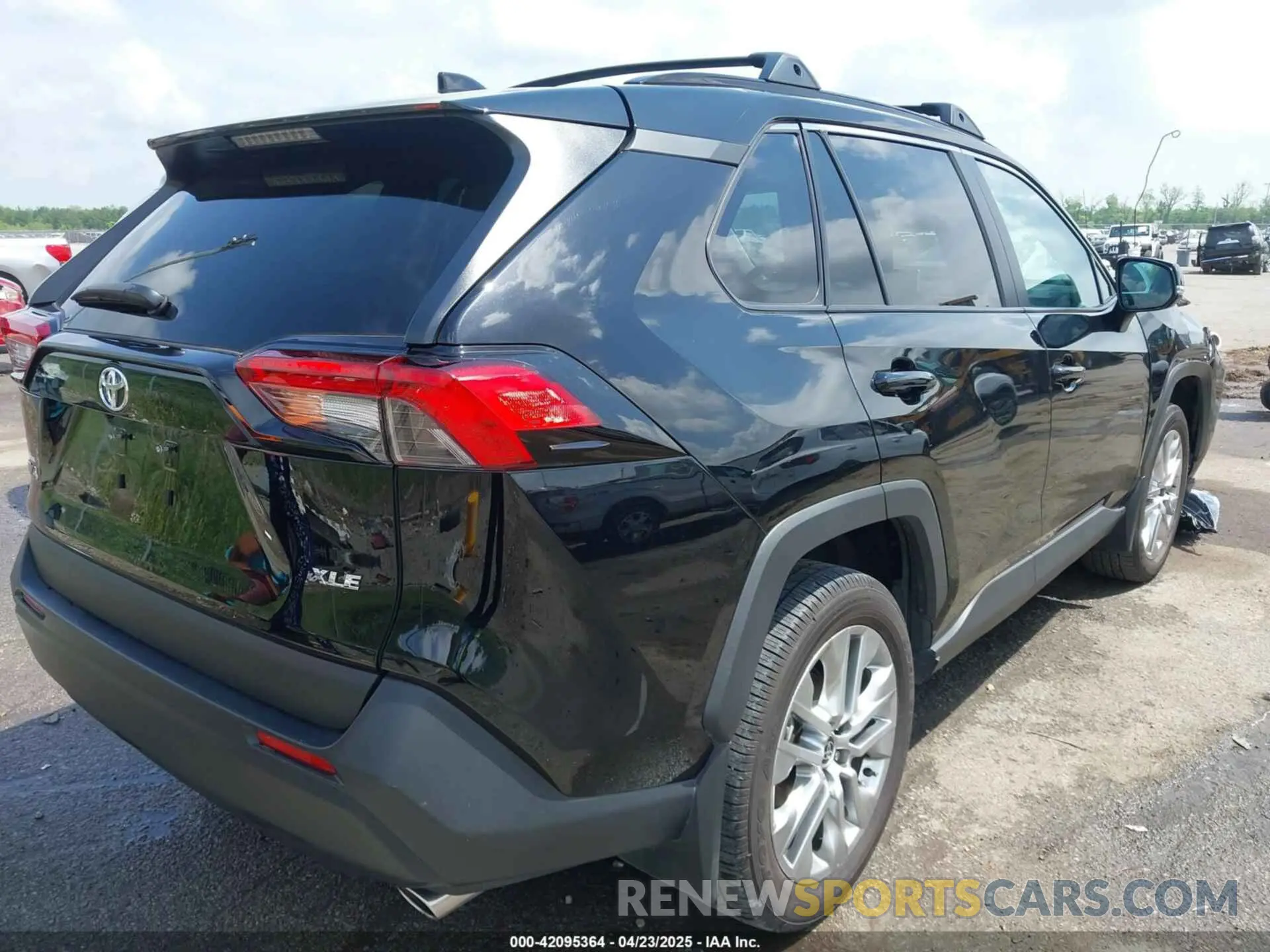 4 Фотография поврежденного автомобиля 2T3C1RFV6RW326346 TOYOTA RAV4 2024