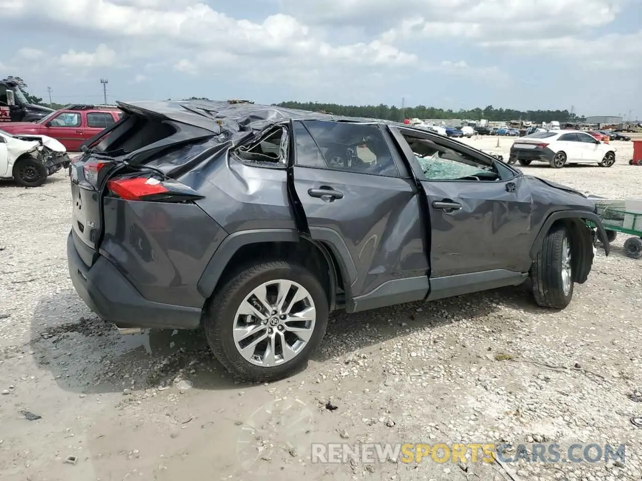 3 Фотография поврежденного автомобиля 2T3C1RFV6RW331322 TOYOTA RAV4 2024