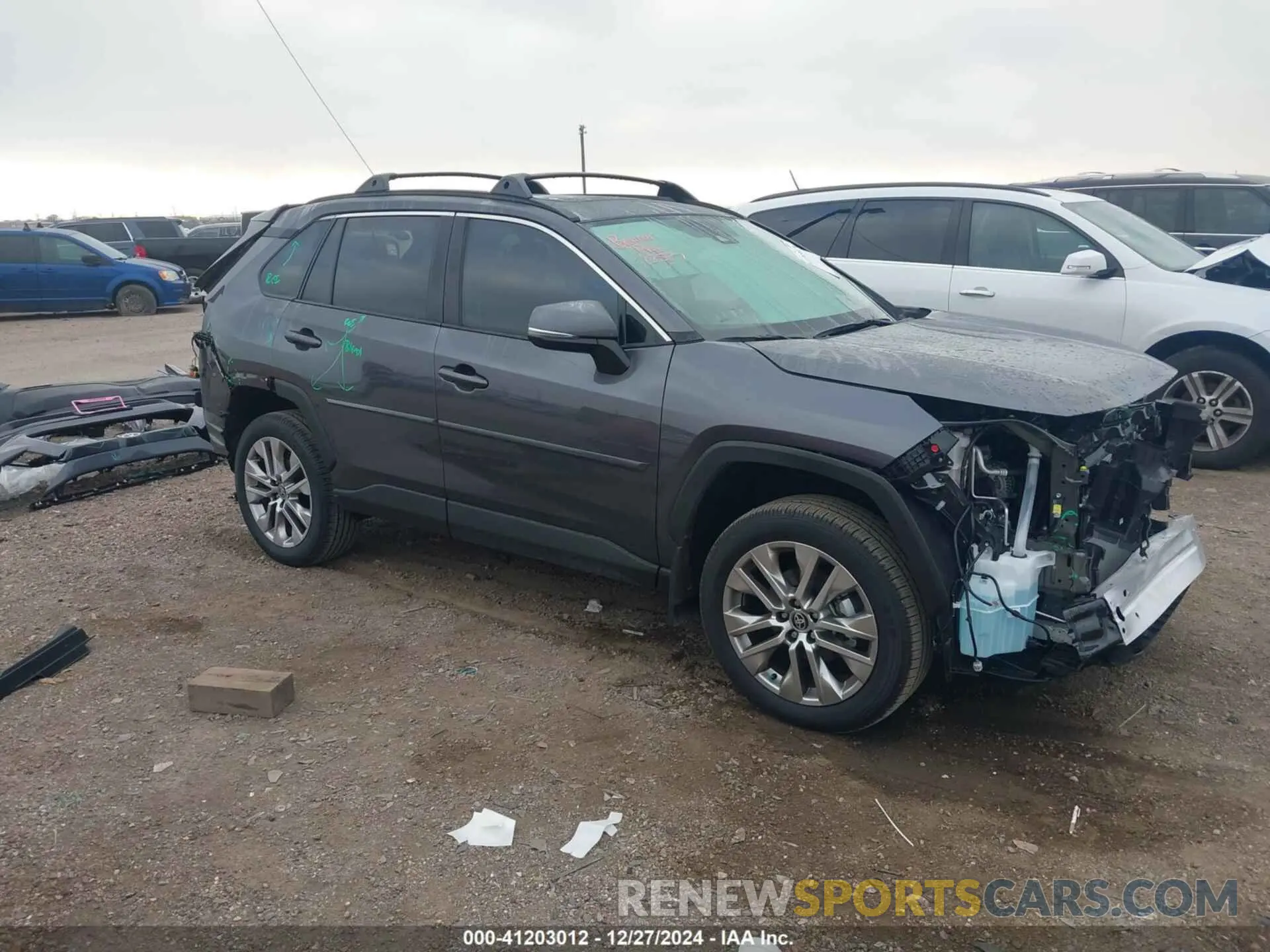 1 Фотография поврежденного автомобиля 2T3C1RFV9RC298589 TOYOTA RAV4 2024