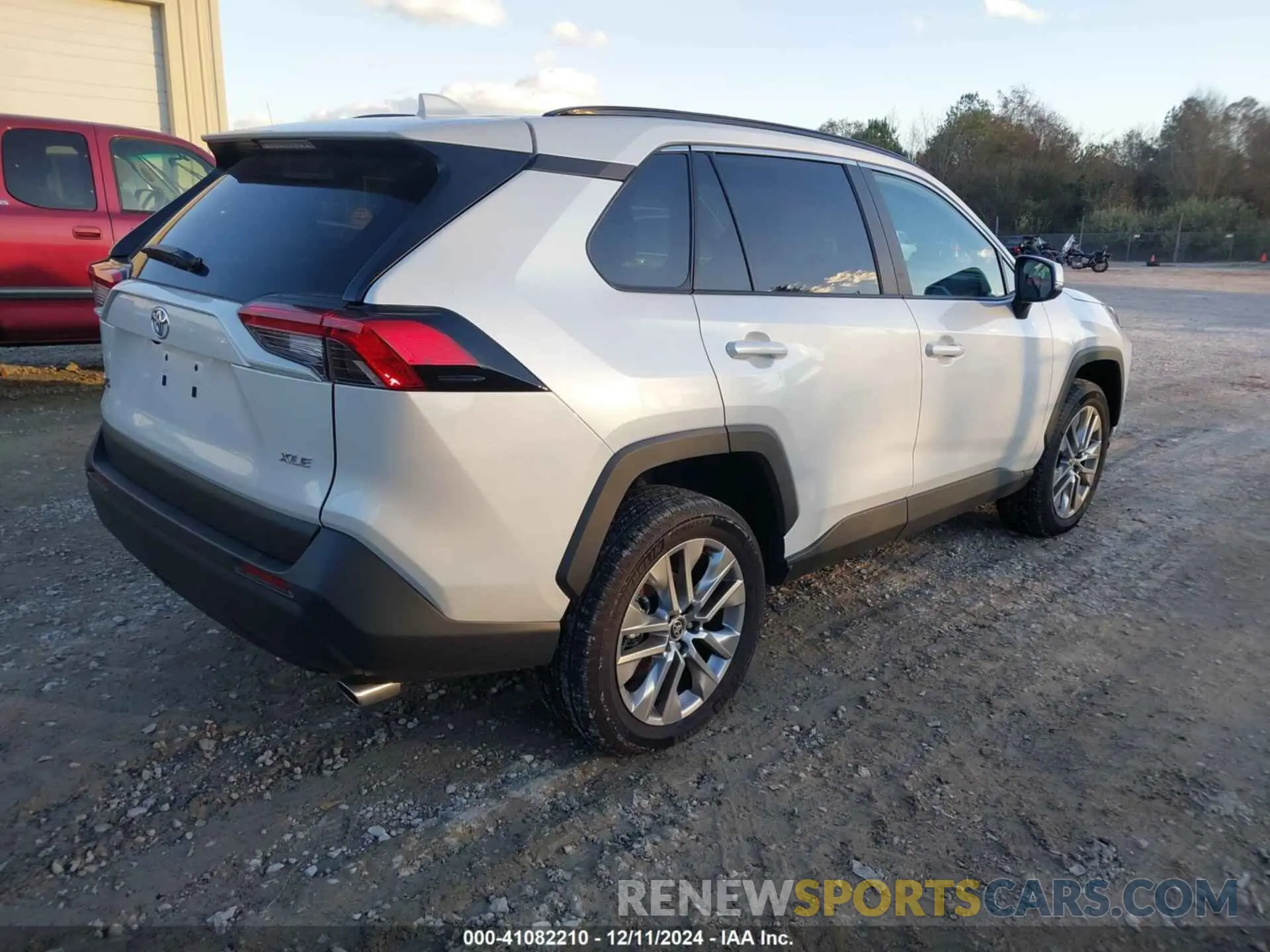 4 Photograph of a damaged car 2T3C1RFV9RW345988 TOYOTA RAV4 2024