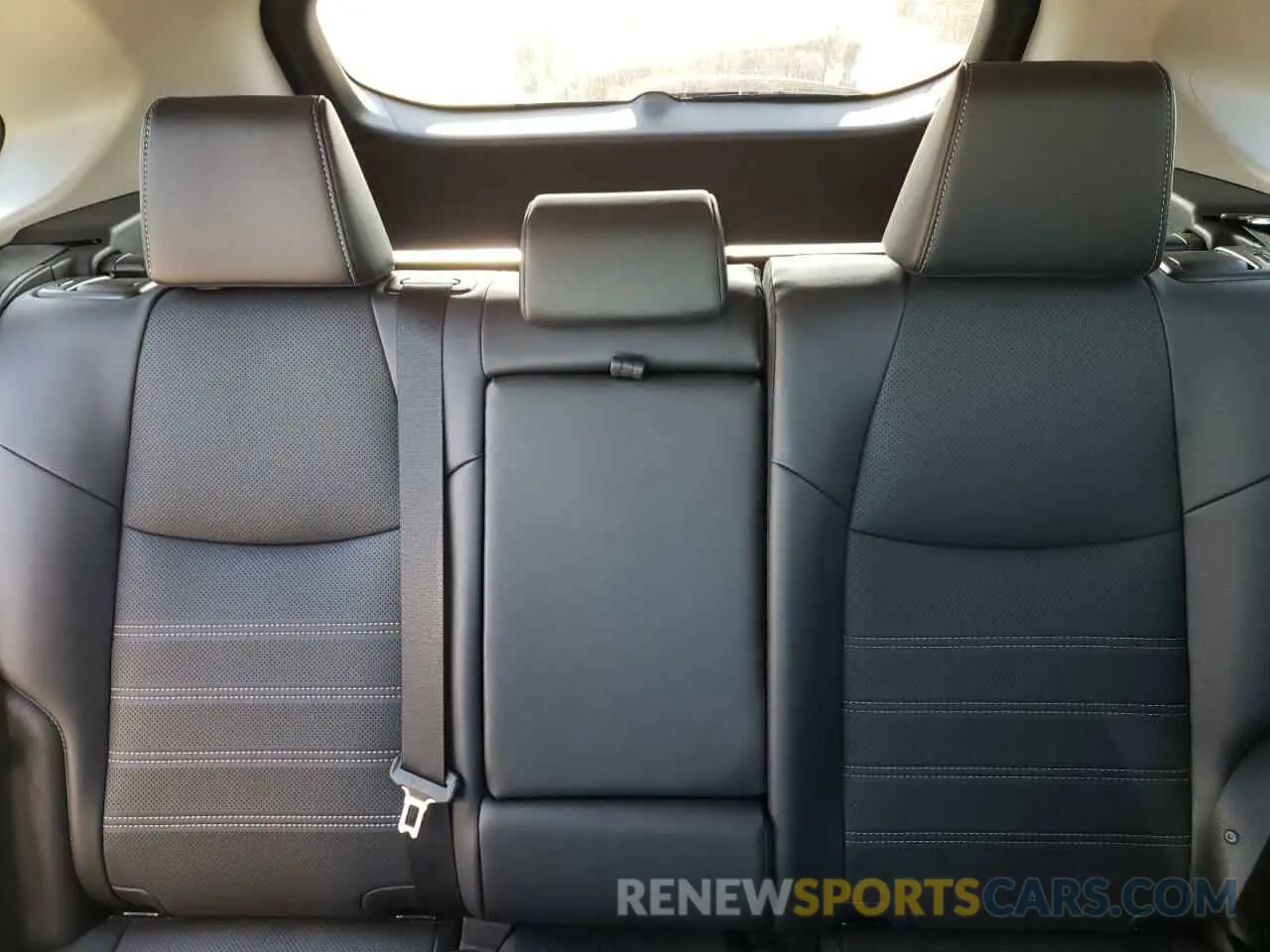 10 Фотография поврежденного автомобиля 2T3DWRFV7RW212197 TOYOTA RAV4 2024