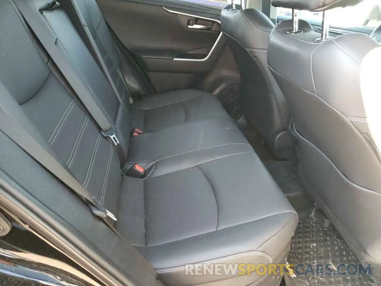 11 Фотография поврежденного автомобиля 2T3DWRFV7RW212197 TOYOTA RAV4 2024