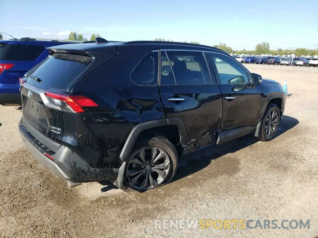 3 Фотография поврежденного автомобиля 2T3DWRFV7RW212197 TOYOTA RAV4 2024