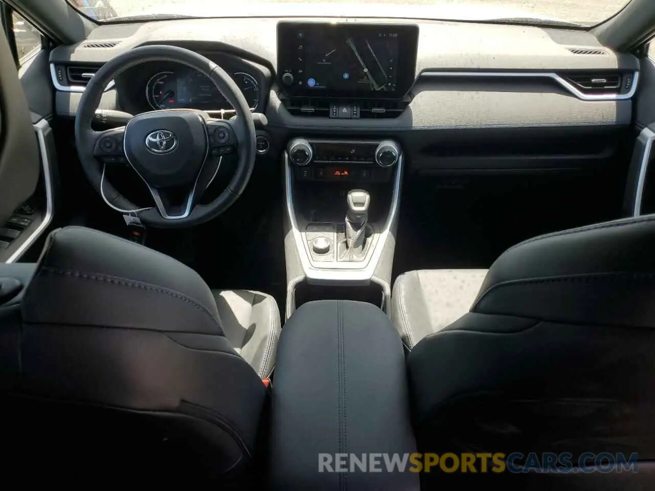 8 Фотография поврежденного автомобиля 2T3E6RFV4RW072355 TOYOTA RAV4 2024
