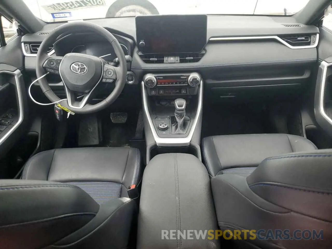 8 Фотография поврежденного автомобиля 2T3E6RFV5RW050767 TOYOTA RAV4 2024