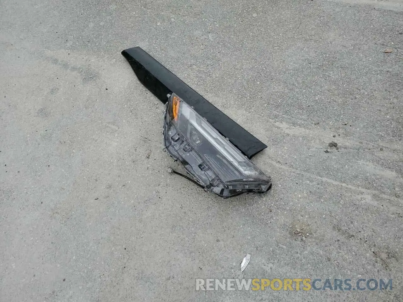 15 Photograph of a damaged car 2T3E6RFV5RW055015 TOYOTA RAV4 2024