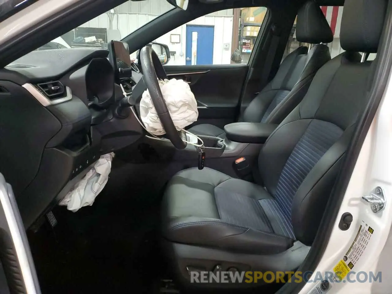 7 Фотография поврежденного автомобиля 2T3E6RFV8RW082127 TOYOTA RAV4 2024