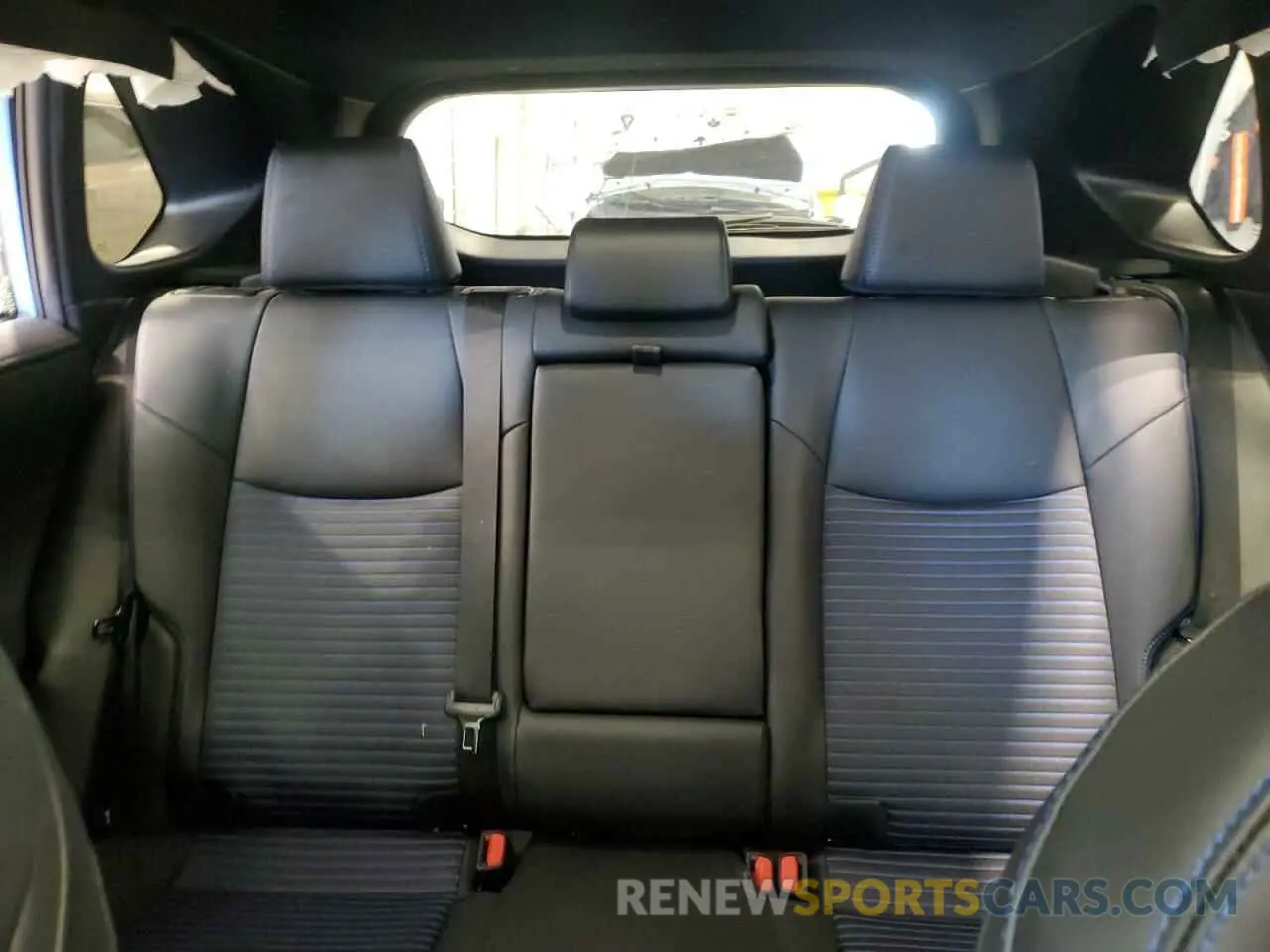 10 Фотография поврежденного автомобиля 2T3E6RFVXRW076006 TOYOTA RAV4 2024
