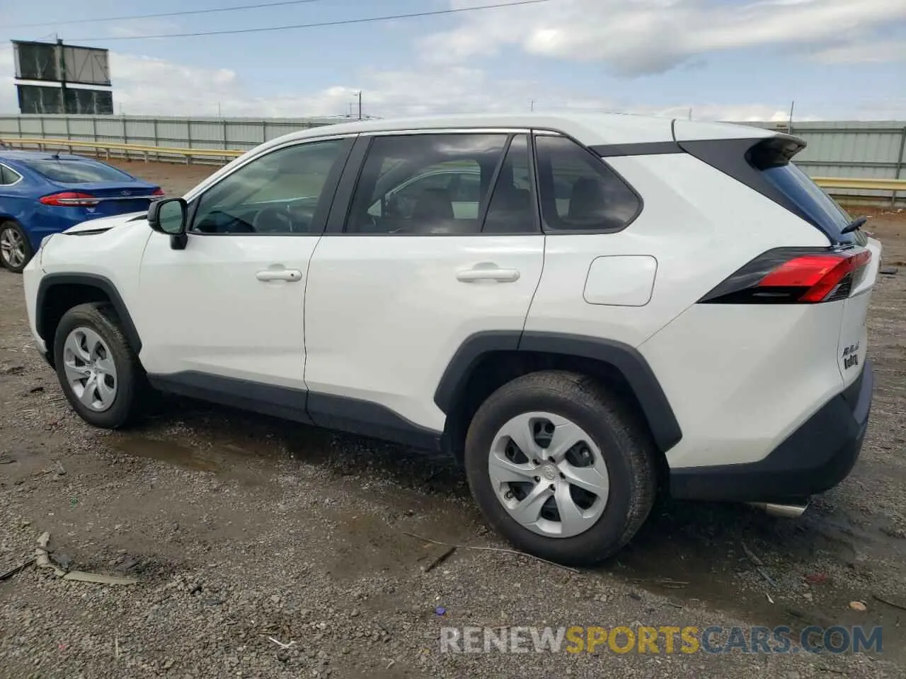 2 Photograph of a damaged car 2T3F1RFV0RC456508 TOYOTA RAV4 2024