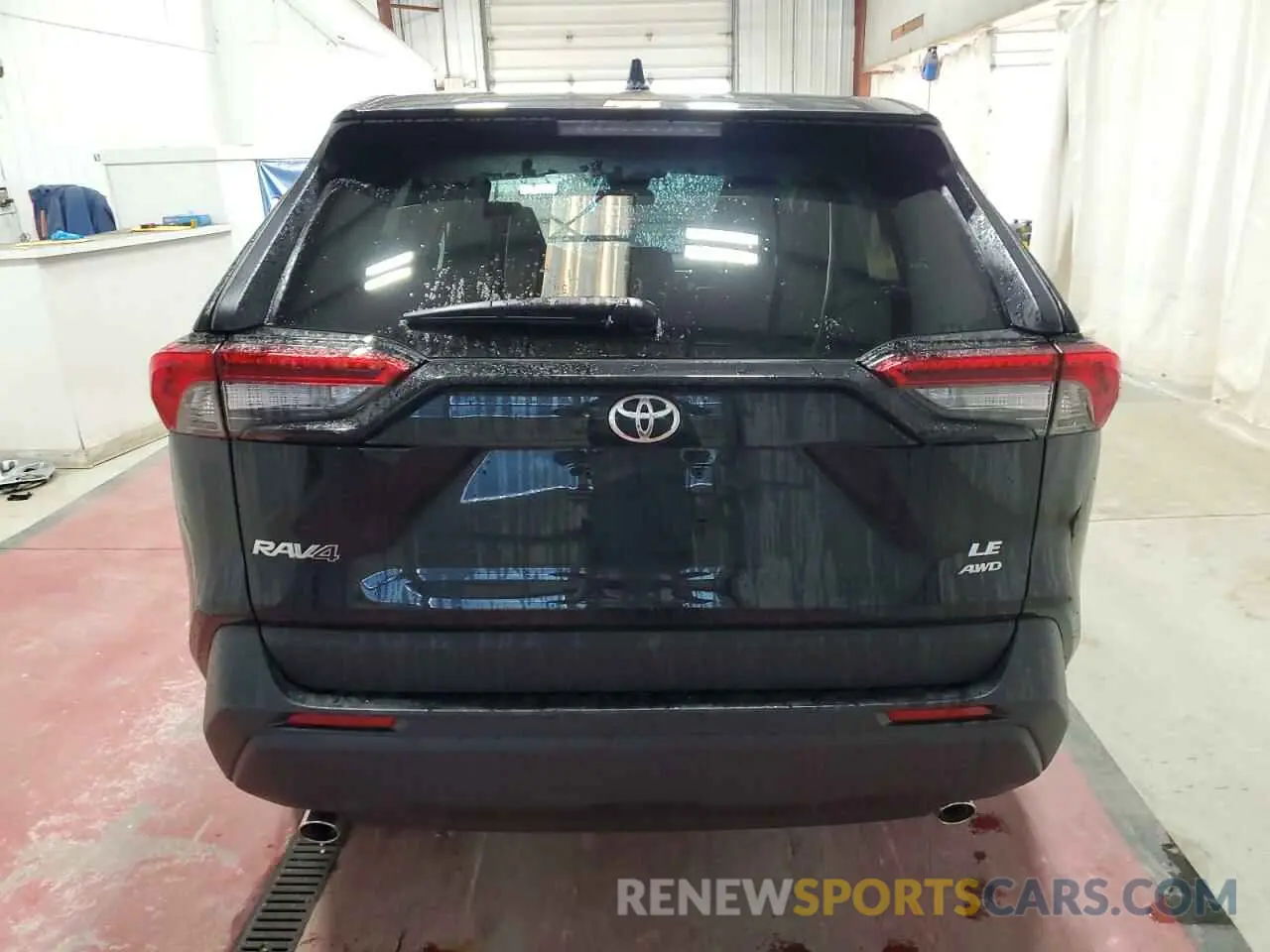 6 Photograph of a damaged car 2T3F1RFV0RC458596 TOYOTA RAV4 2024
