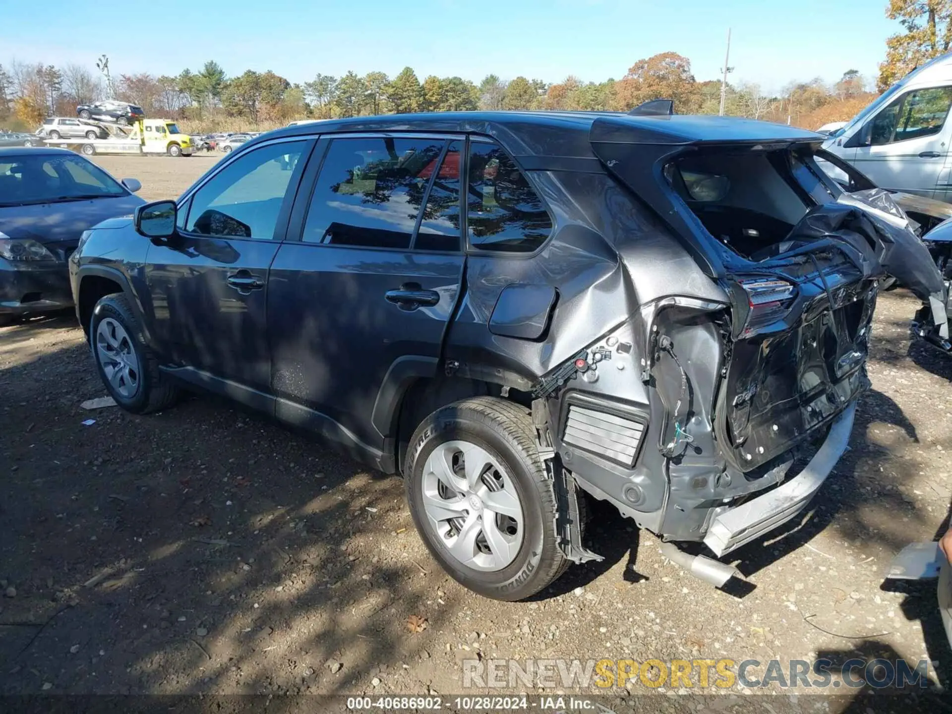 3 Фотография поврежденного автомобиля 2T3F1RFV4RC408932 TOYOTA RAV4 2024