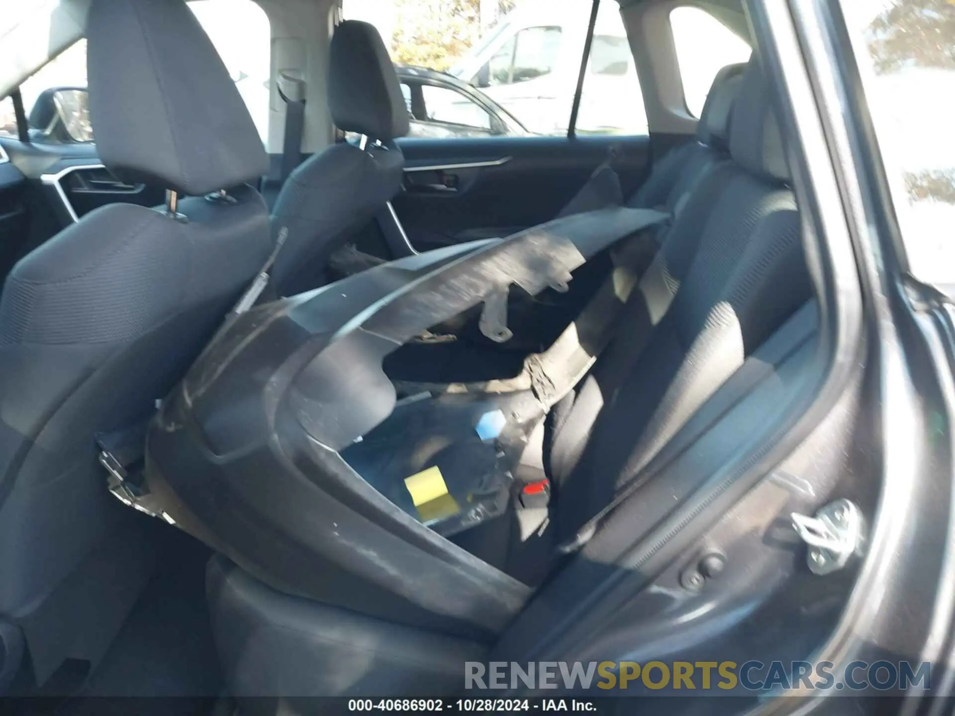 8 Фотография поврежденного автомобиля 2T3F1RFV4RC408932 TOYOTA RAV4 2024