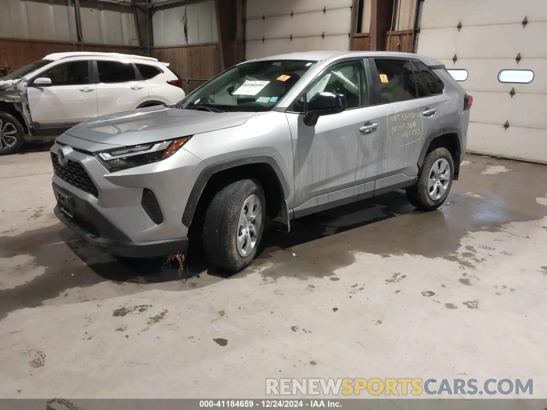 2 Фотография поврежденного автомобиля 2T3F1RFV4RC458441 TOYOTA RAV4 2024