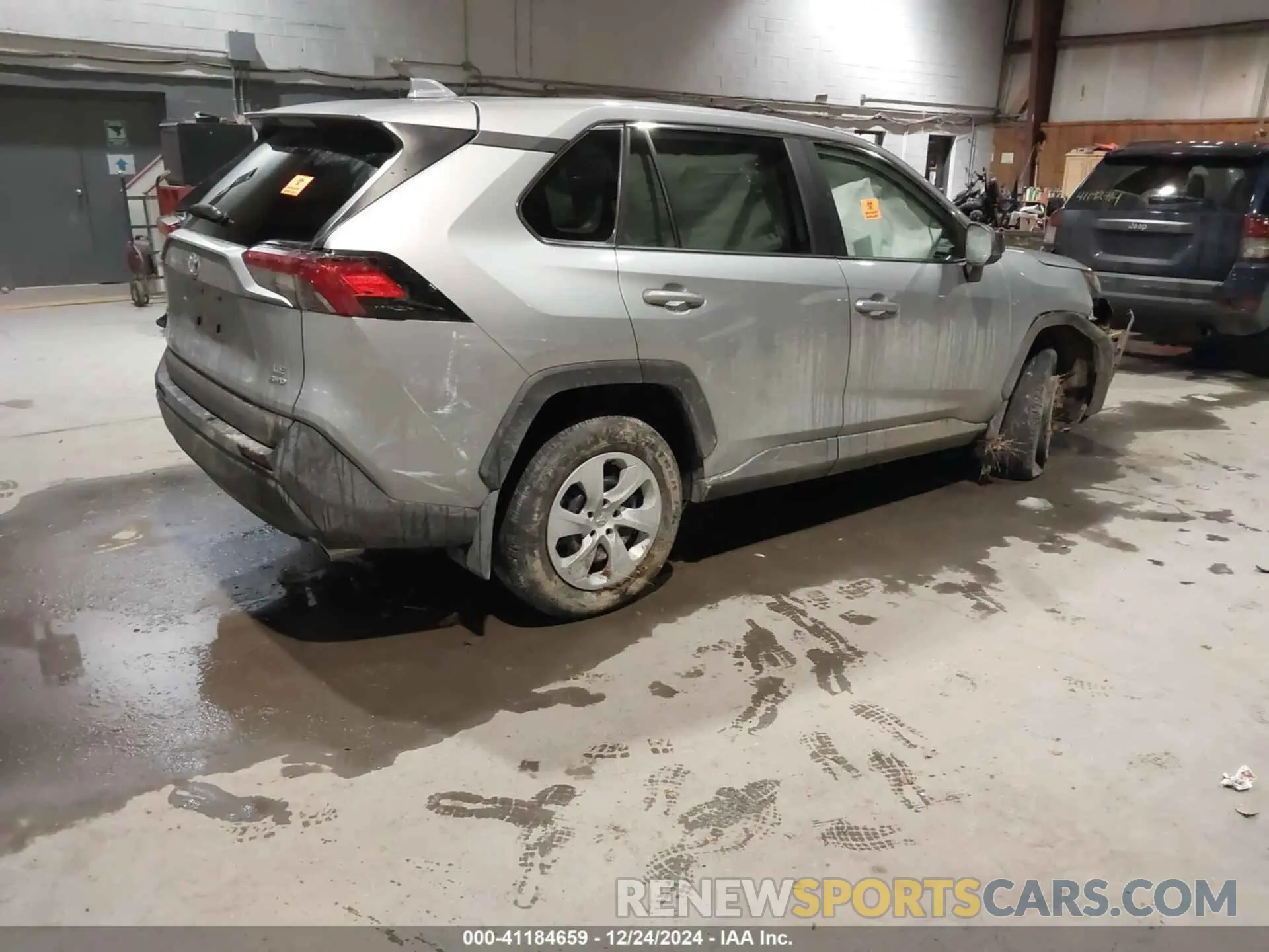 4 Фотография поврежденного автомобиля 2T3F1RFV4RC458441 TOYOTA RAV4 2024