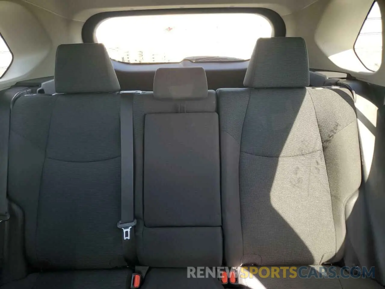 10 Photograph of a damaged car 2T3F1RFV4RW467638 TOYOTA RAV4 2024