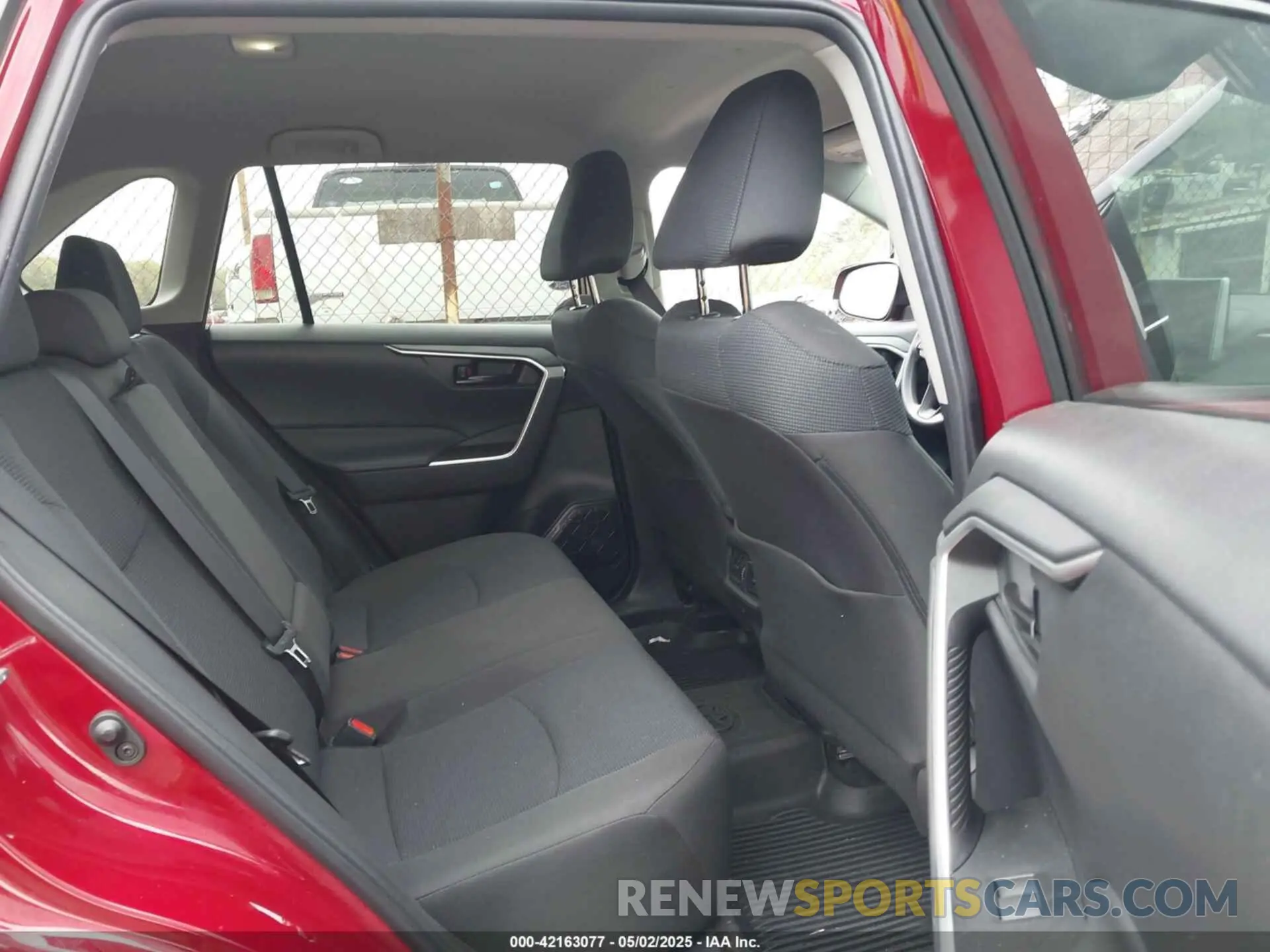 8 Фотография поврежденного автомобиля 2T3F1RFV5RW456471 TOYOTA RAV4 2024