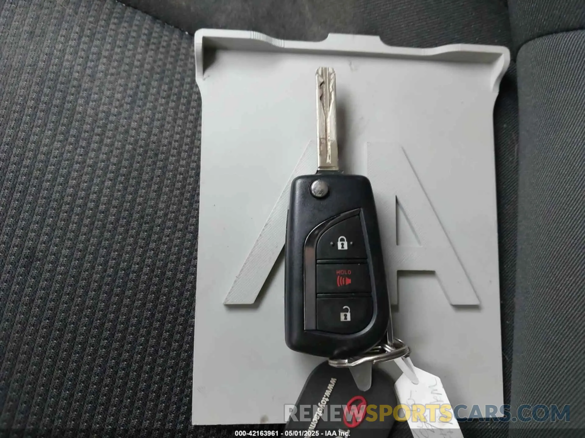11 Фотография поврежденного автомобиля 2T3F1RFV6RC420807 TOYOTA RAV4 2024