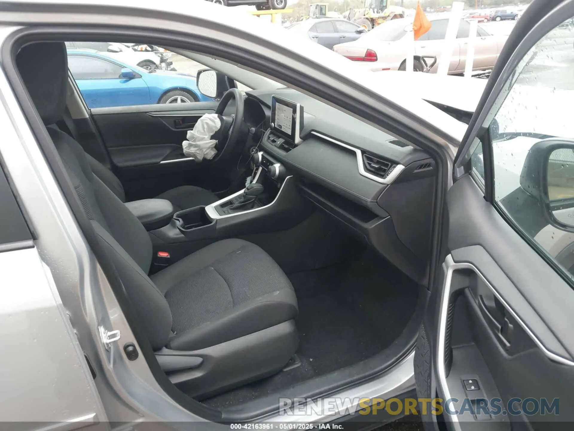 5 Фотография поврежденного автомобиля 2T3F1RFV6RC420807 TOYOTA RAV4 2024