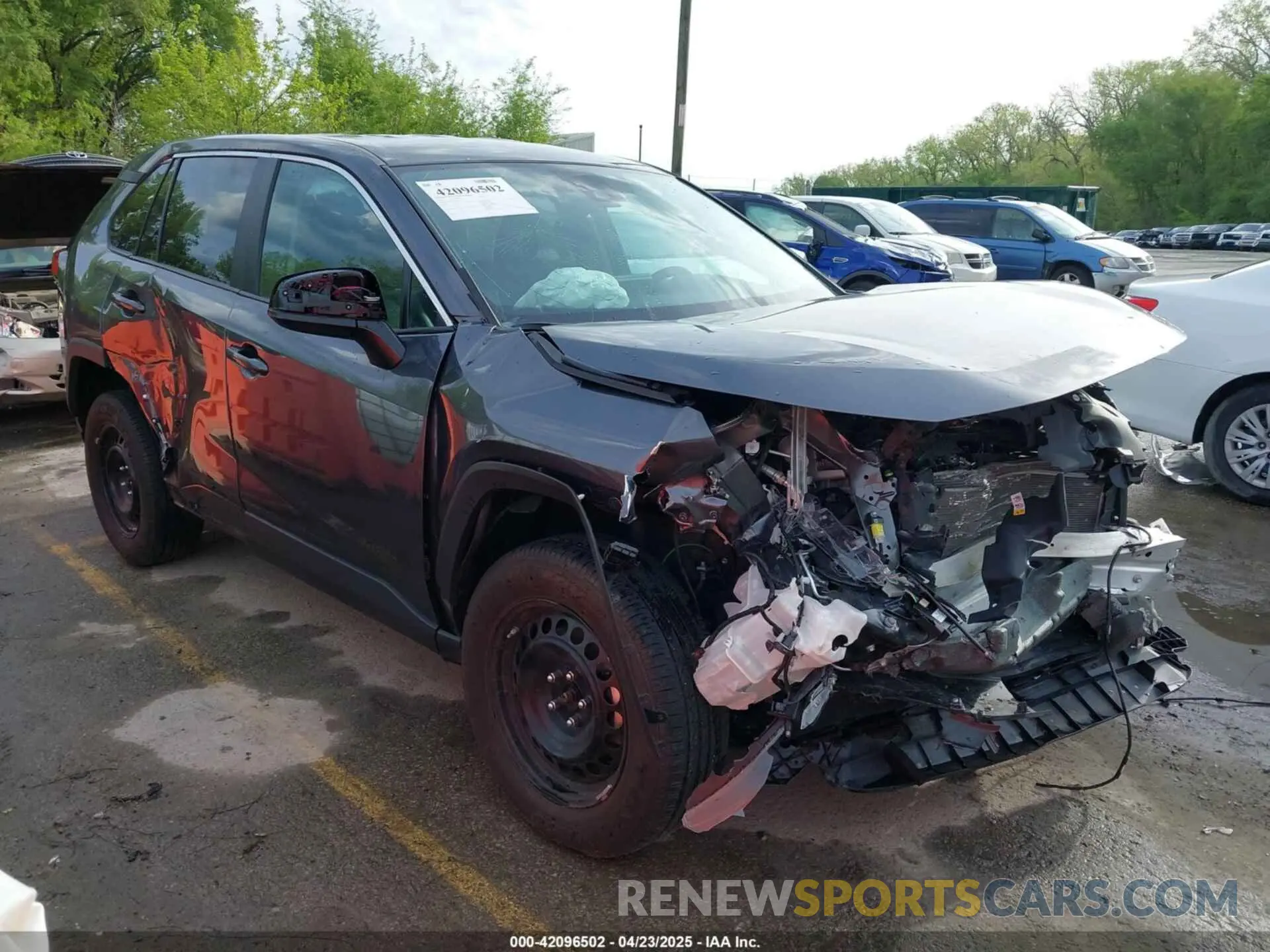 1 Фотография поврежденного автомобиля 2T3F1RFV7RC421125 TOYOTA RAV4 2024