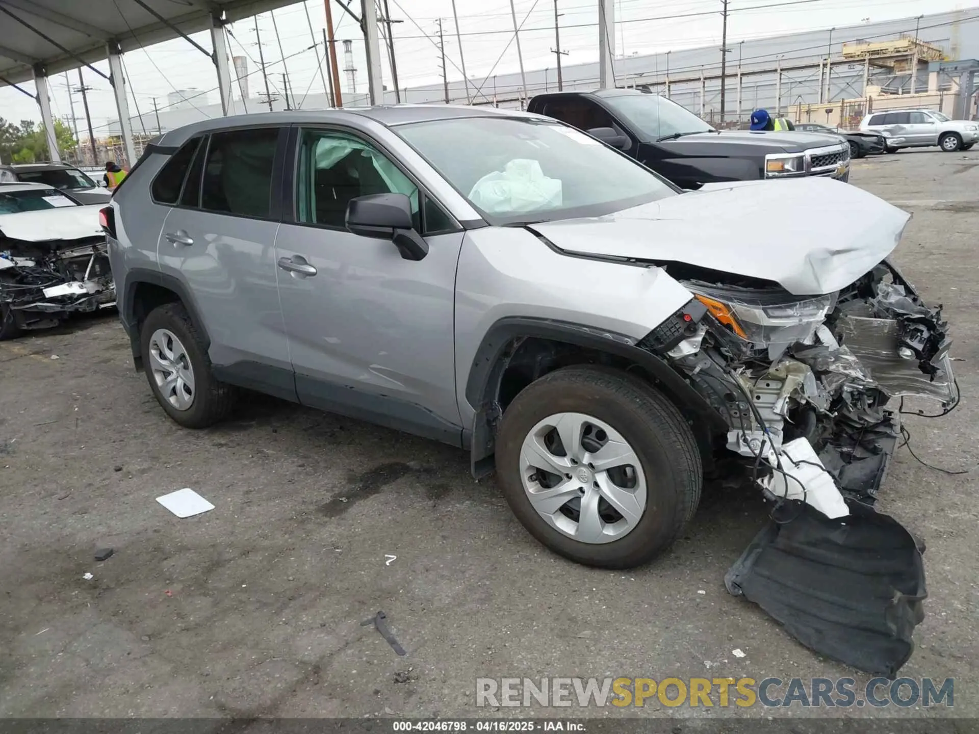 1 Фотография поврежденного автомобиля 2T3F1RFV7RW472915 TOYOTA RAV4 2024