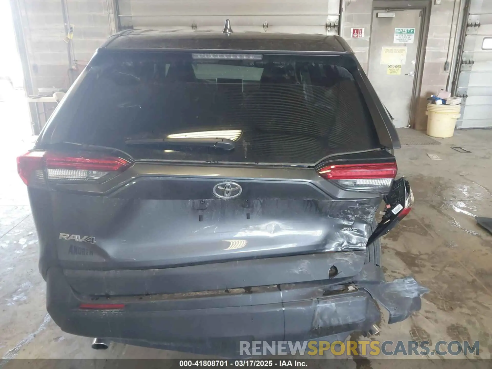 16 Фотография поврежденного автомобиля 2T3F1RFV7RW482408 TOYOTA RAV4 2024