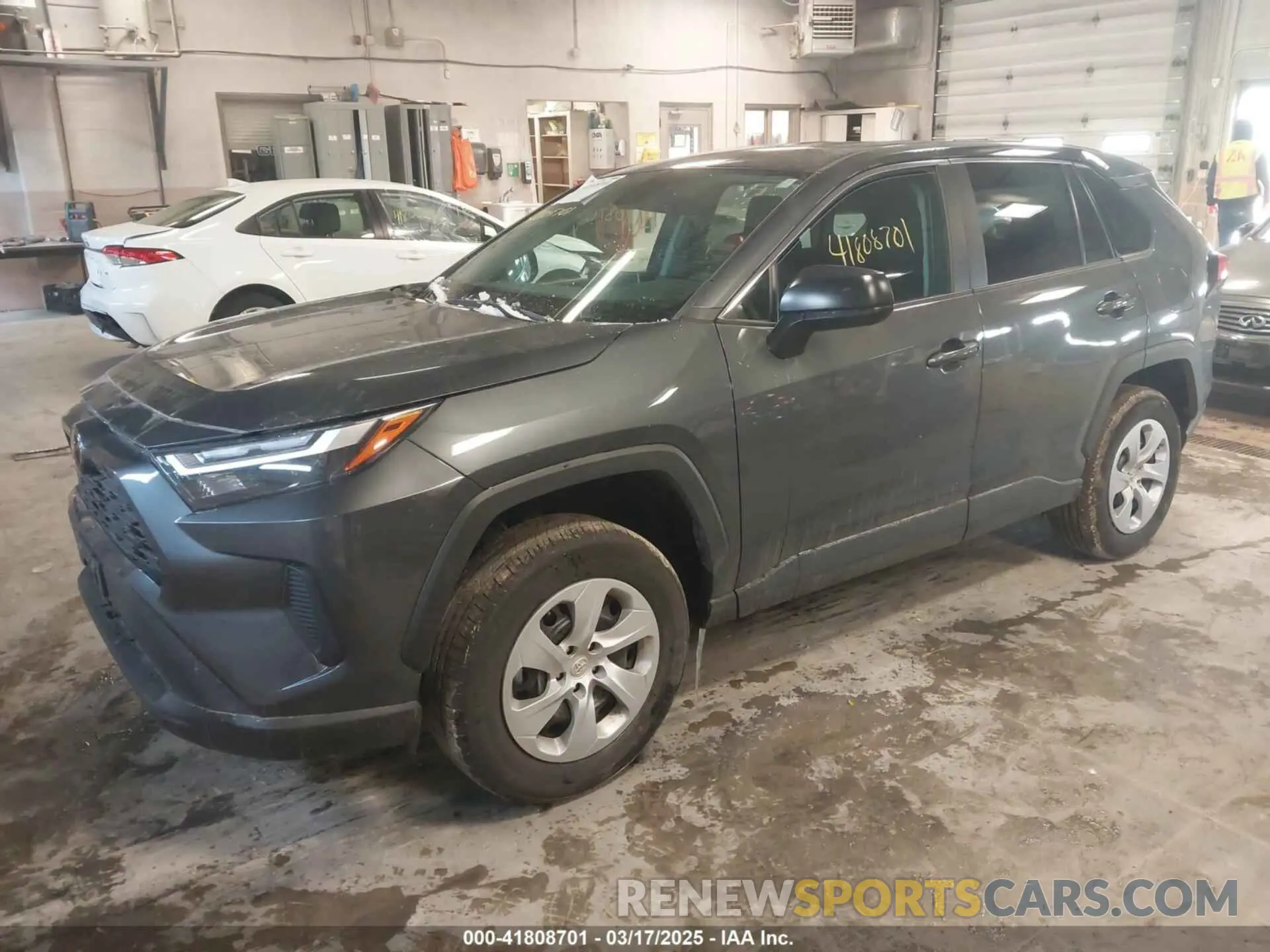 2 Фотография поврежденного автомобиля 2T3F1RFV7RW482408 TOYOTA RAV4 2024