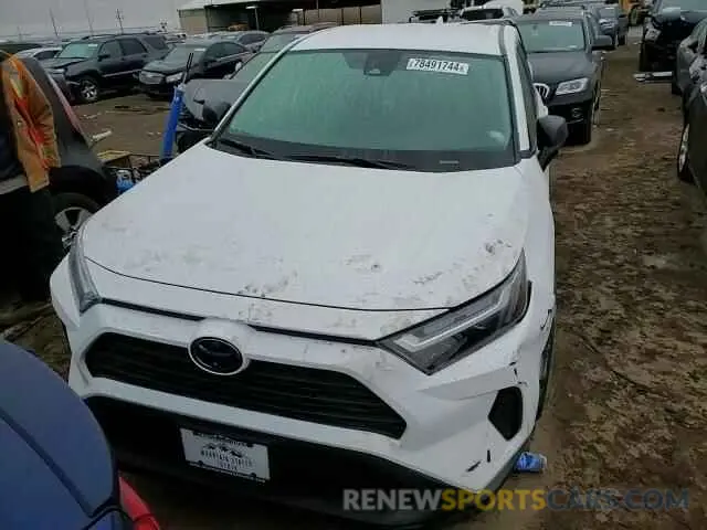 11 Photograph of a damaged car 2T3F1RFV8RC474027 TOYOTA RAV4 2024