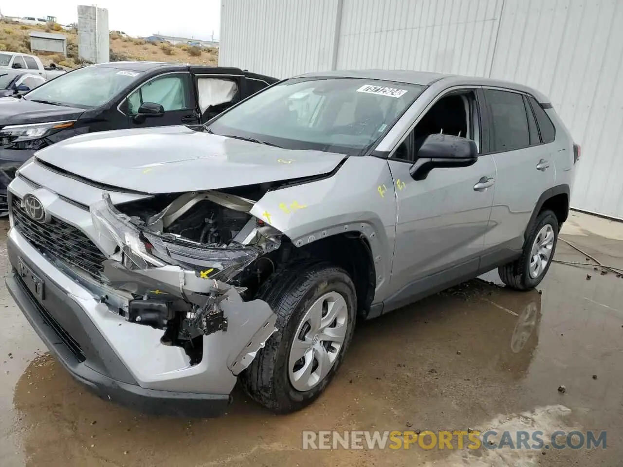 1 Photograph of a damaged car 2T3F1RFV8RW424419 TOYOTA RAV4 2024