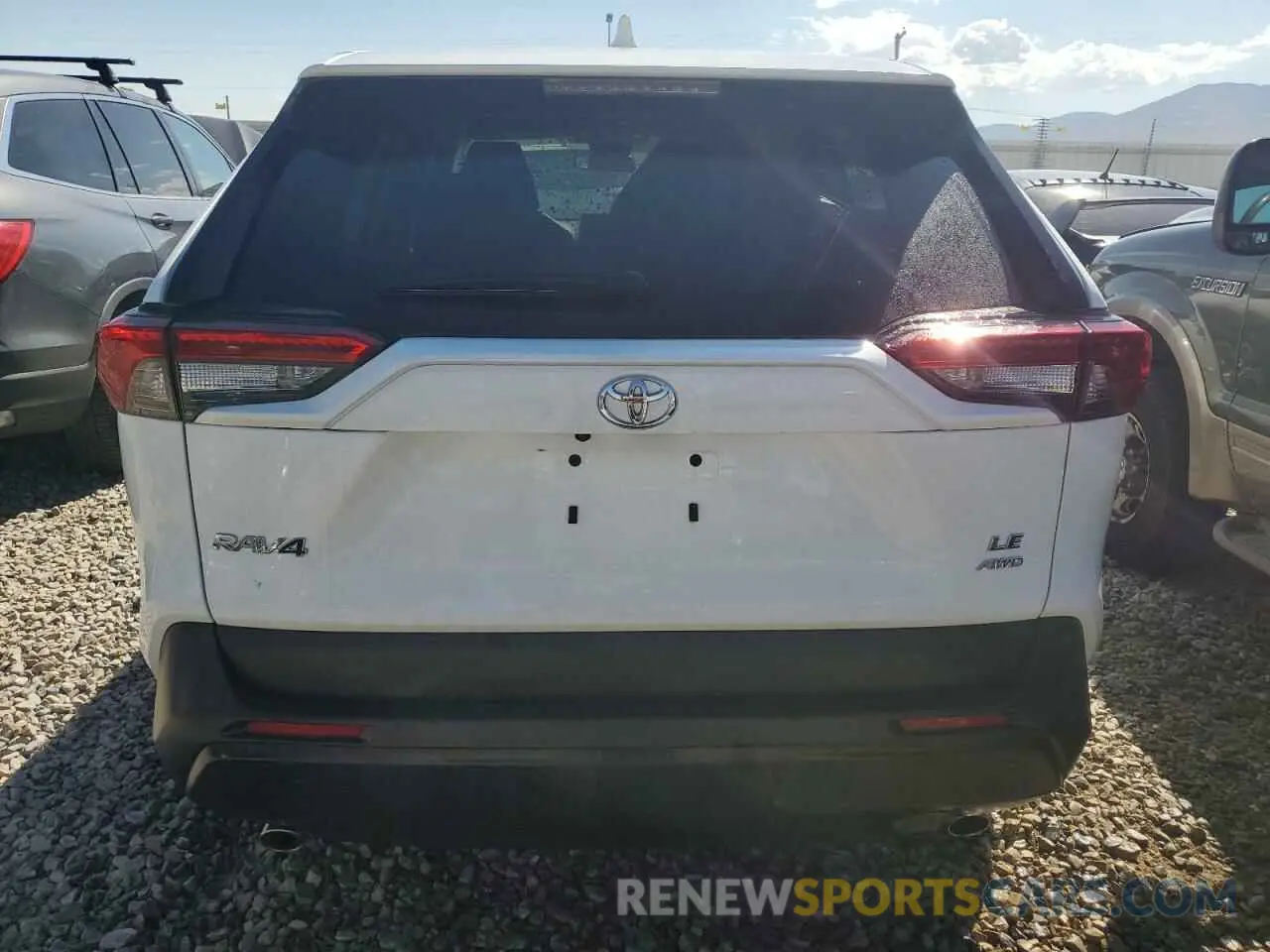6 Фотография поврежденного автомобиля 2T3F1RFVXRC428361 TOYOTA RAV4 2024
