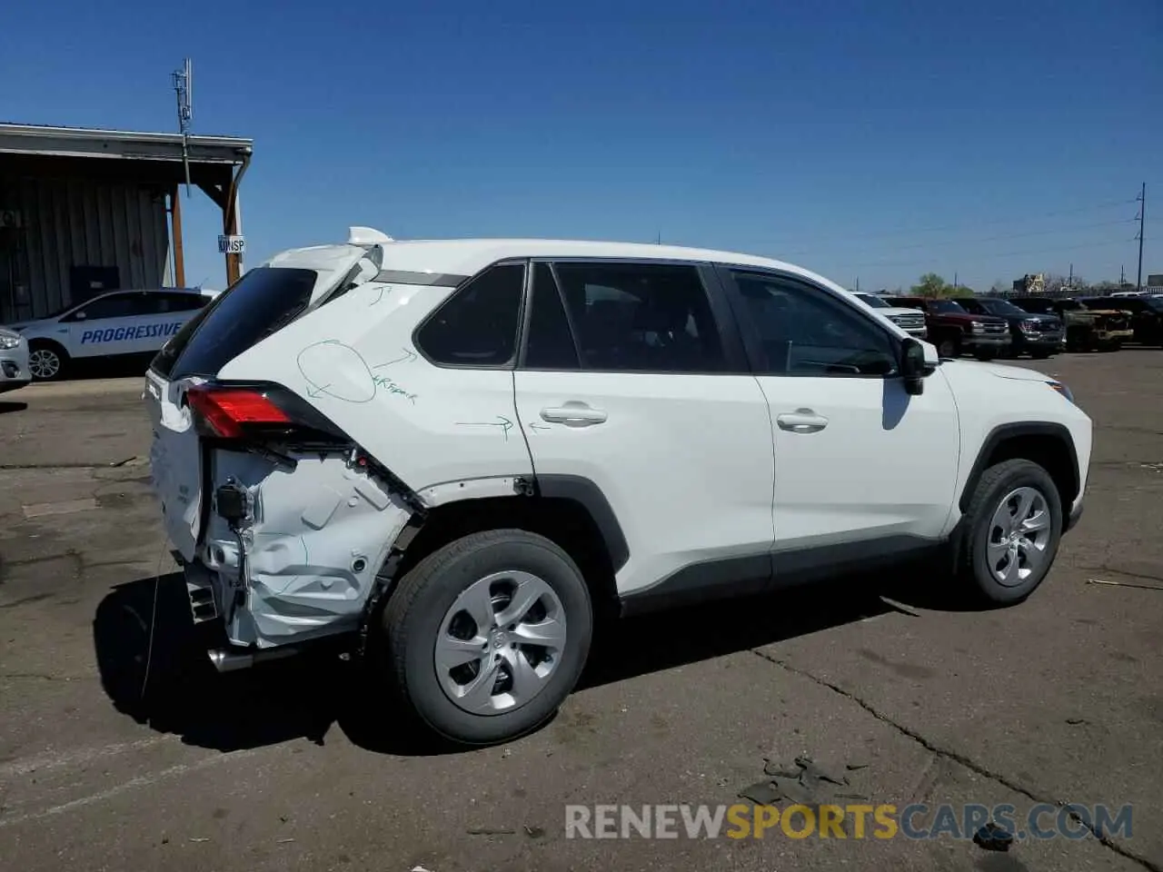 3 Фотография поврежденного автомобиля 2T3G1RFV0RC411119 TOYOTA RAV4 2024