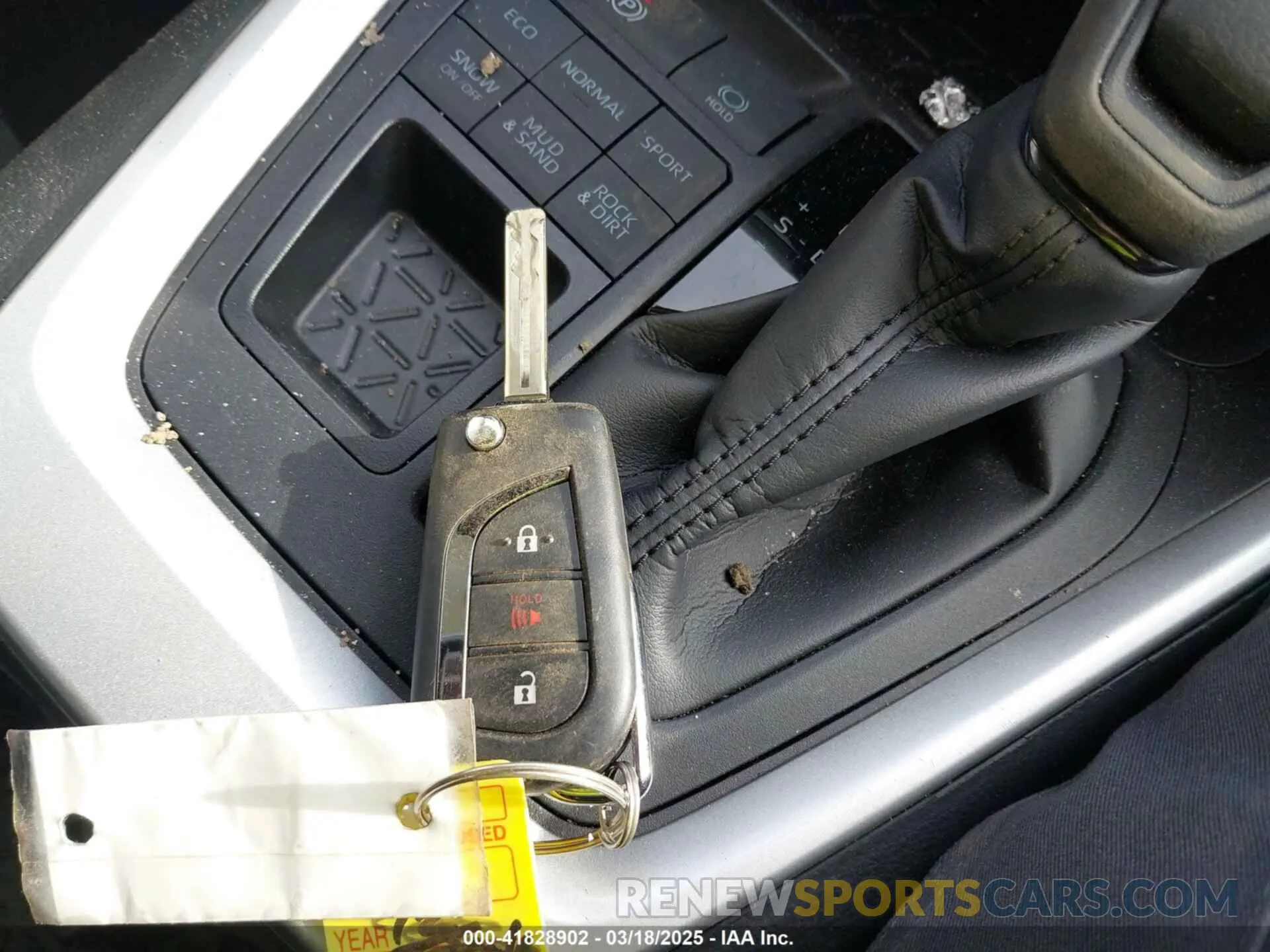 11 Фотография поврежденного автомобиля 2T3G1RFV2RW490095 TOYOTA RAV4 2024