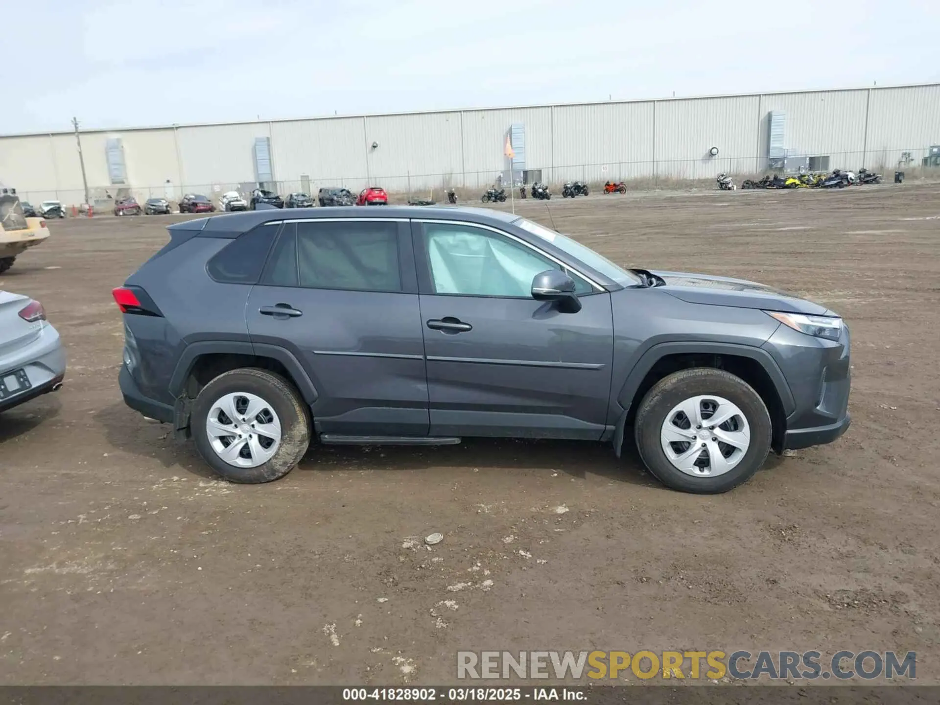 13 Фотография поврежденного автомобиля 2T3G1RFV2RW490095 TOYOTA RAV4 2024