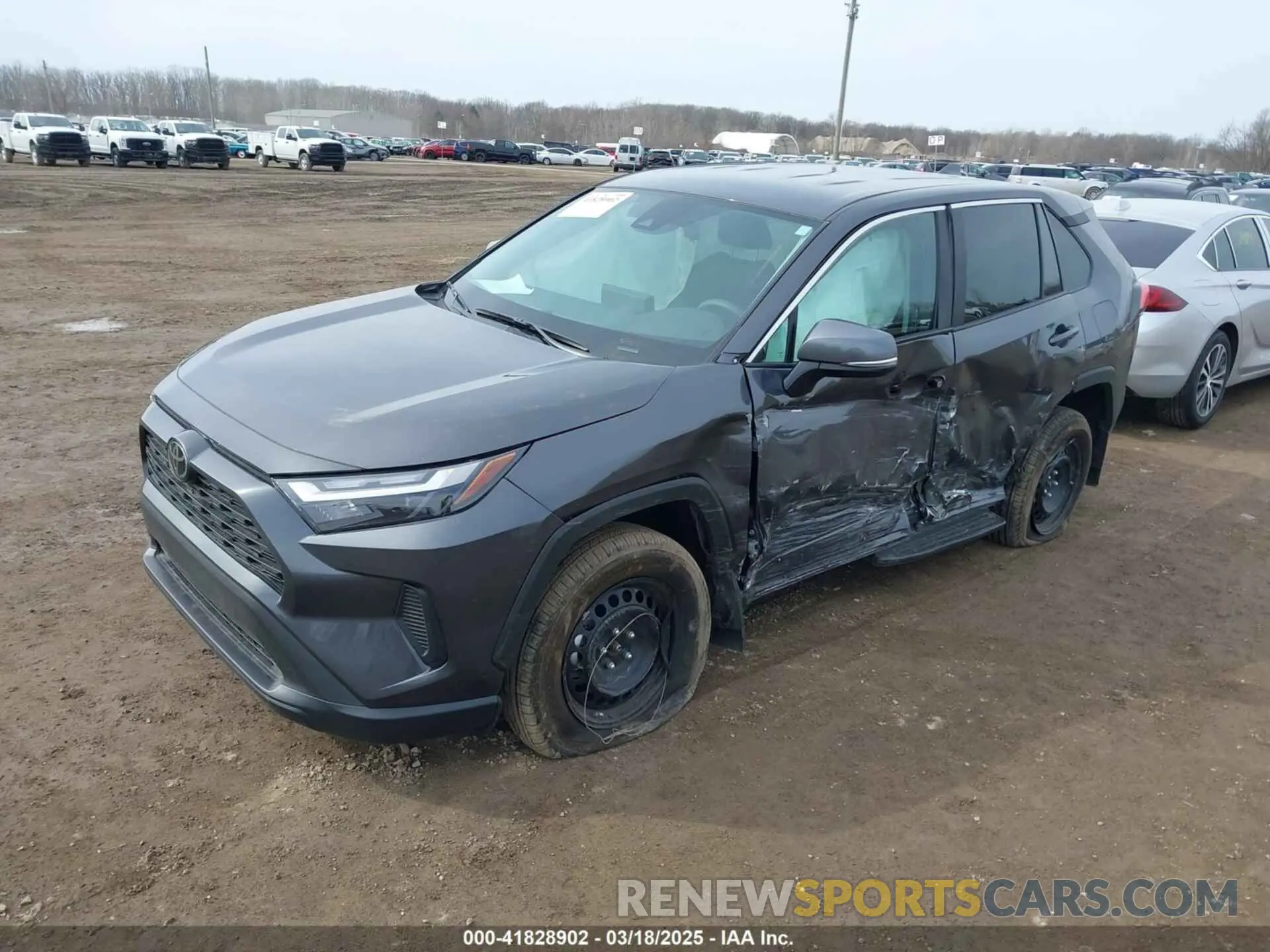 2 Фотография поврежденного автомобиля 2T3G1RFV2RW490095 TOYOTA RAV4 2024