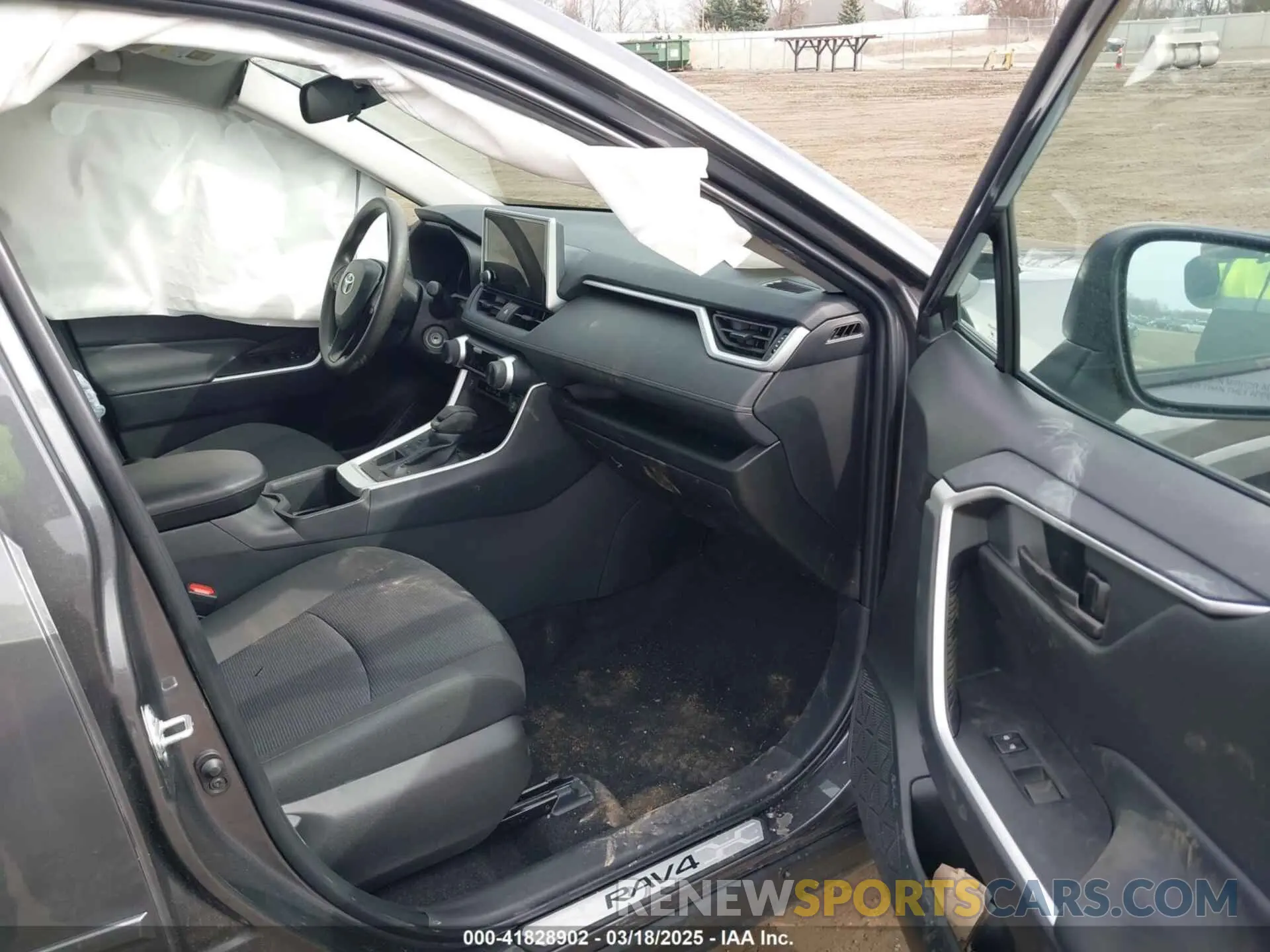 5 Фотография поврежденного автомобиля 2T3G1RFV2RW490095 TOYOTA RAV4 2024